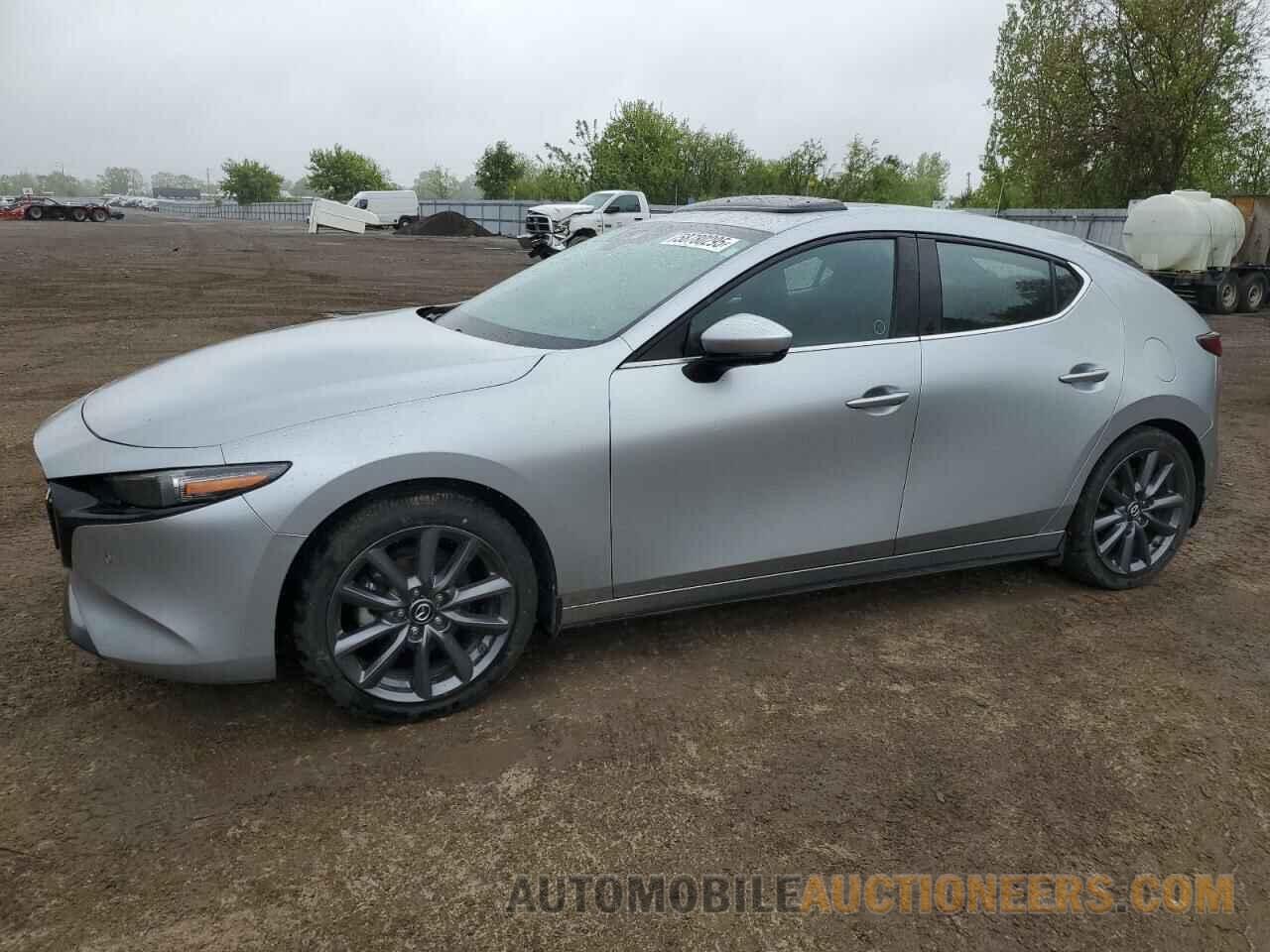 JM1BPAML5M1333468 MAZDA 3 2021