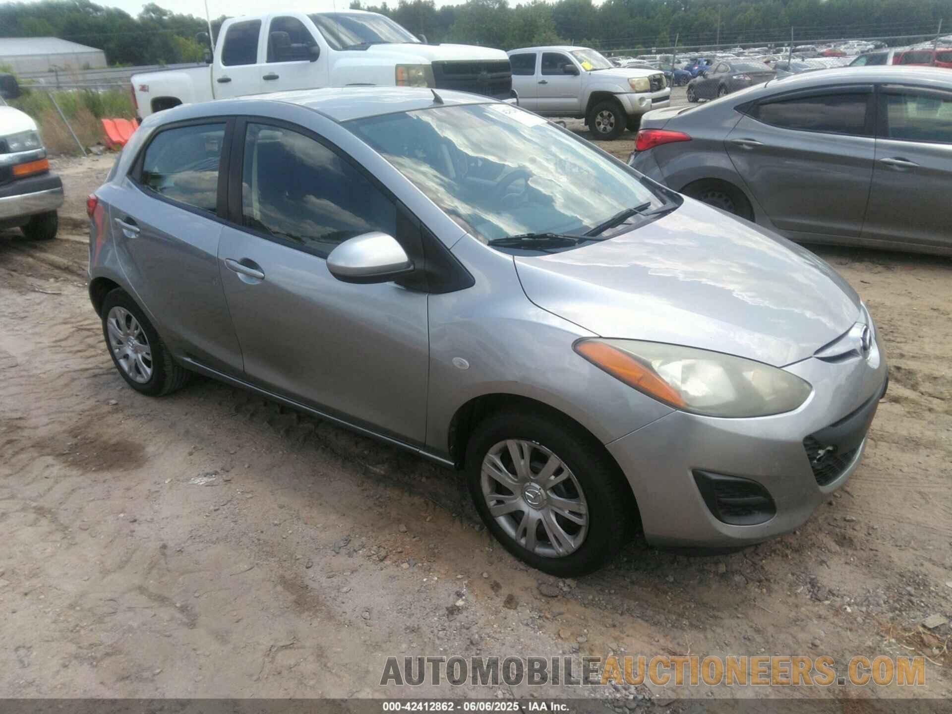 JM1DE1KYXE0182051 MAZDA MAZDA2 2014