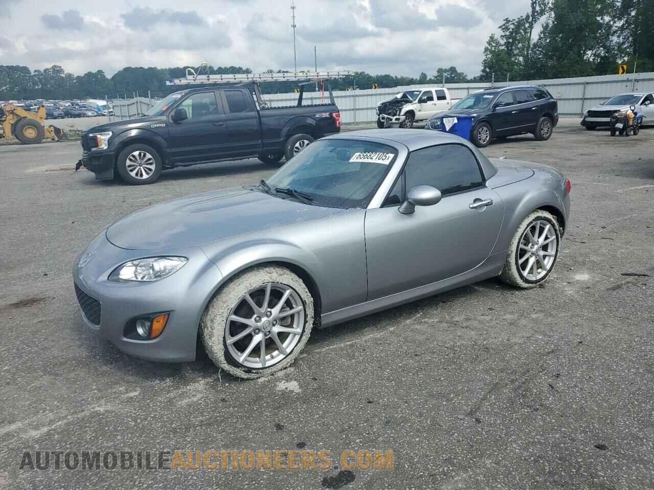 JM1NC2PFXB0215200 MAZDA MX5 2011
