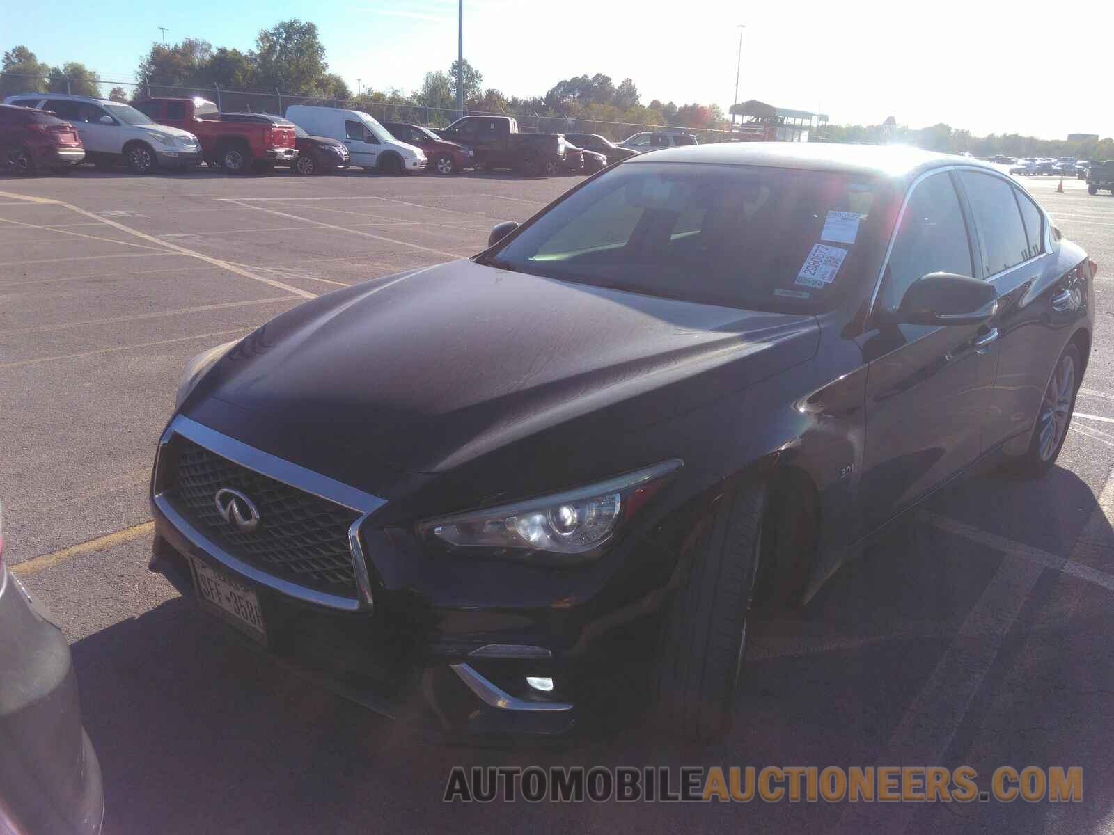 JN1EV7AR1JM610788 INFINITI Q50 2018