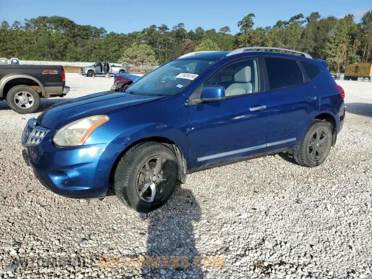 JN8AS5MT7BW159392 NISSAN ROGUE 2011