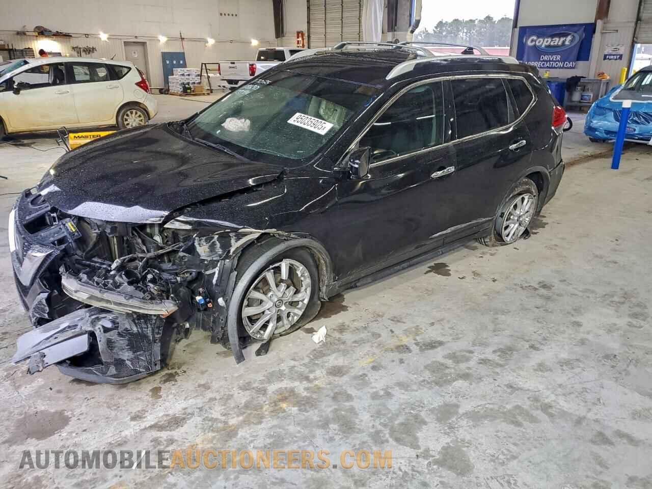 JN8AT2MT7HW396355 NISSAN ROGUE 2017