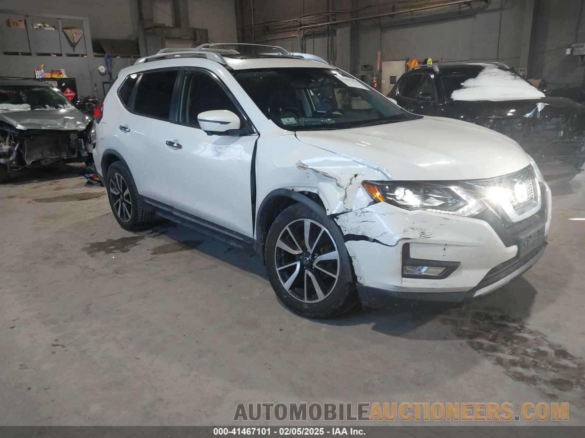 JN8AT2MV4JW328974 NISSAN ROGUE 2018