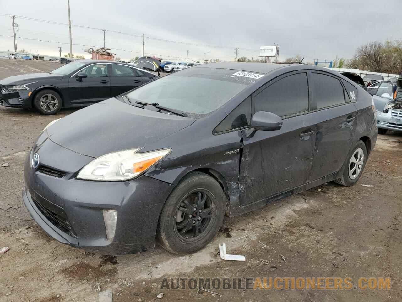 JTDKN3DU0F1955358 TOYOTA PRIUS 2015