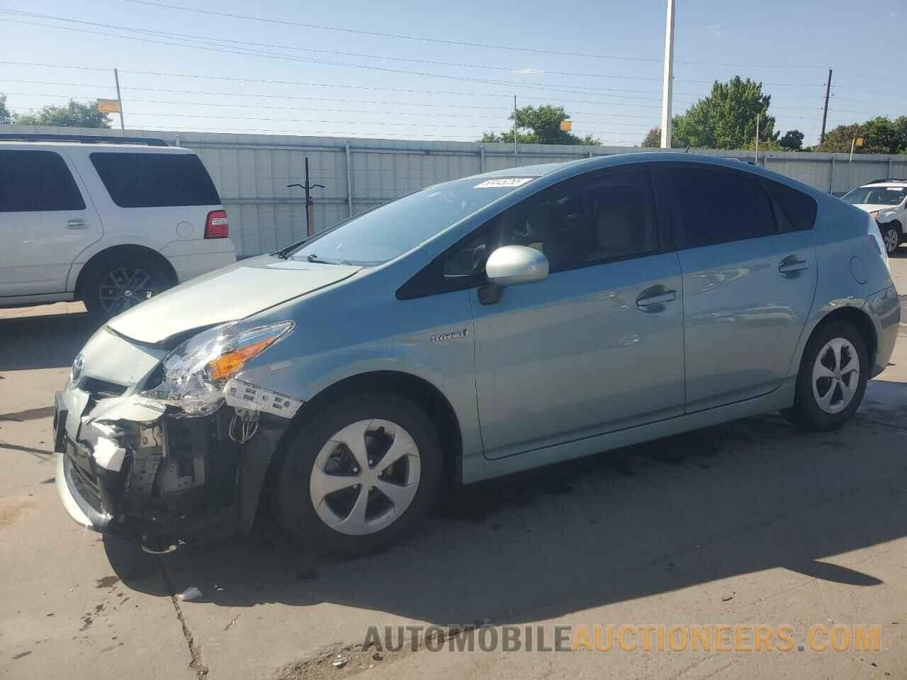 JTDKN3DU4F1884911 TOYOTA PRIUS 2015