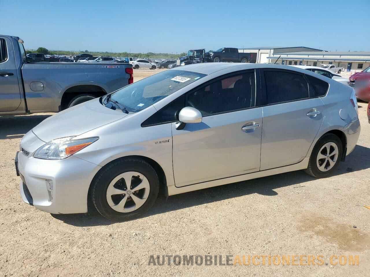 JTDKN3DU6F0427393 TOYOTA PRIUS 2015