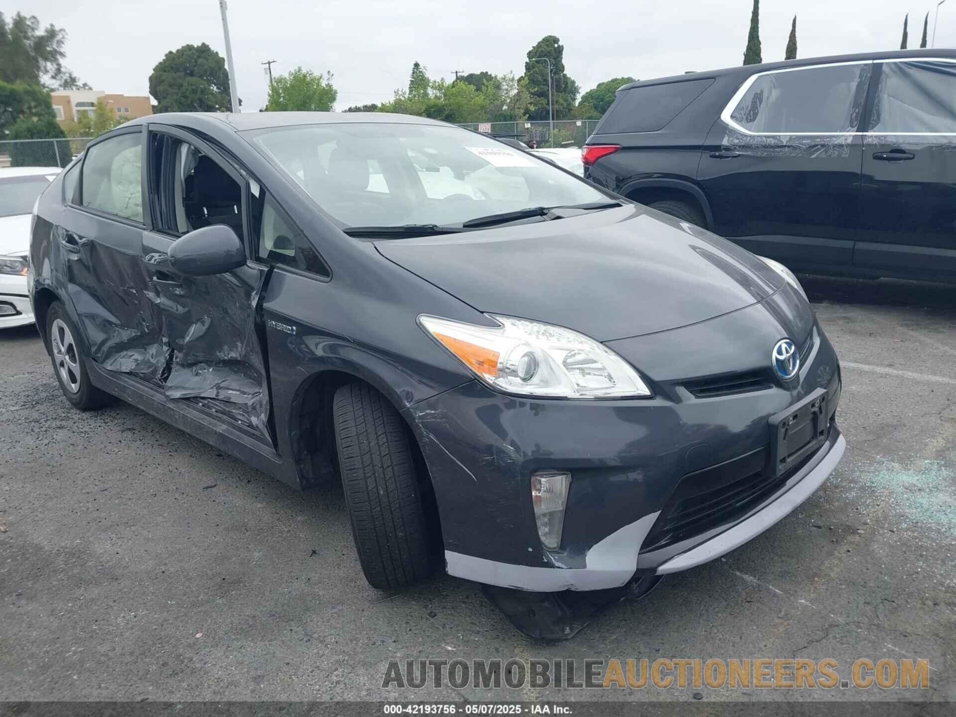 JTDKN3DU9F2003324 TOYOTA PRIUS 2015