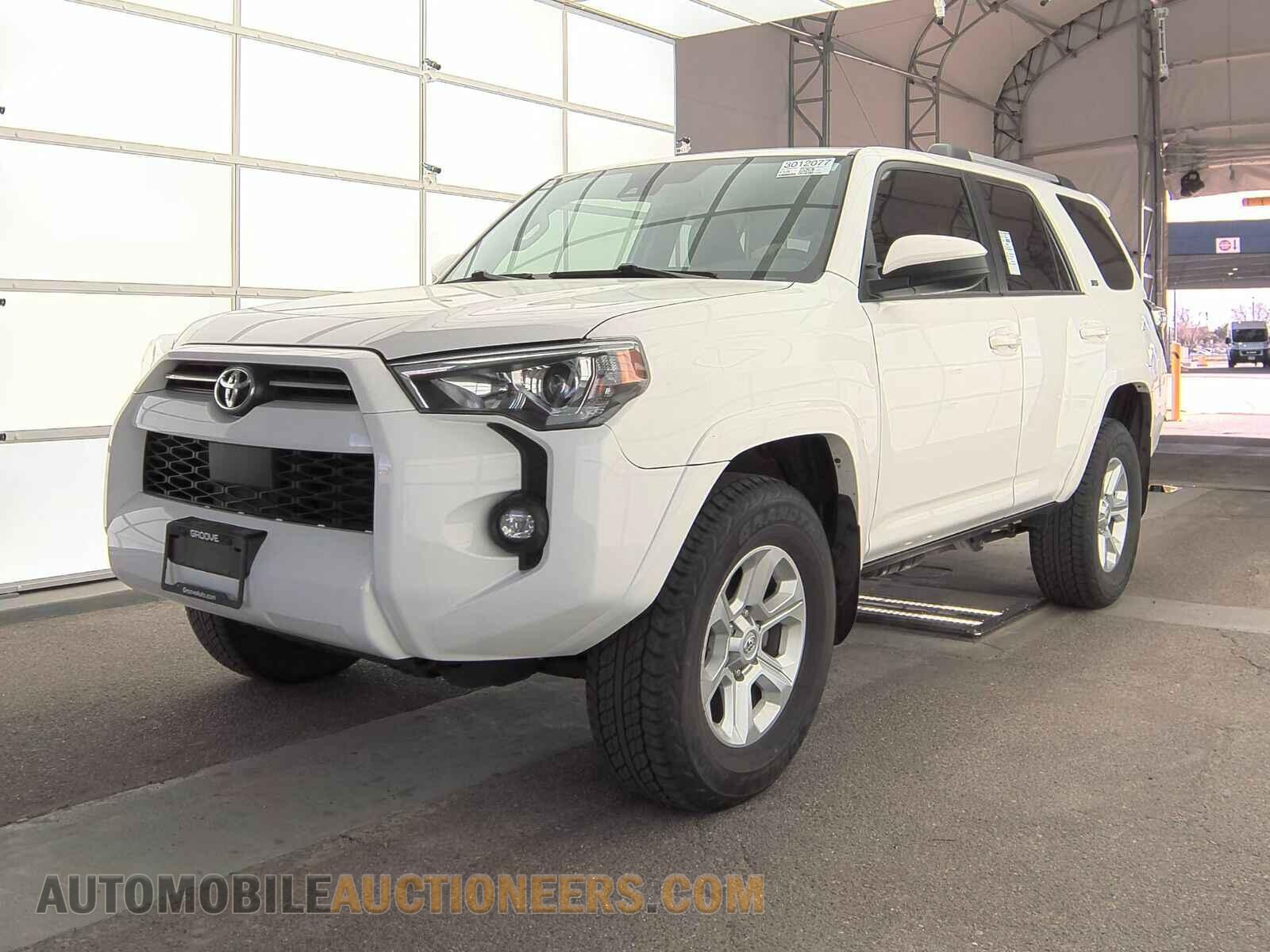 JTEMU5JR6M5861025 Toyota 4Runner 2021