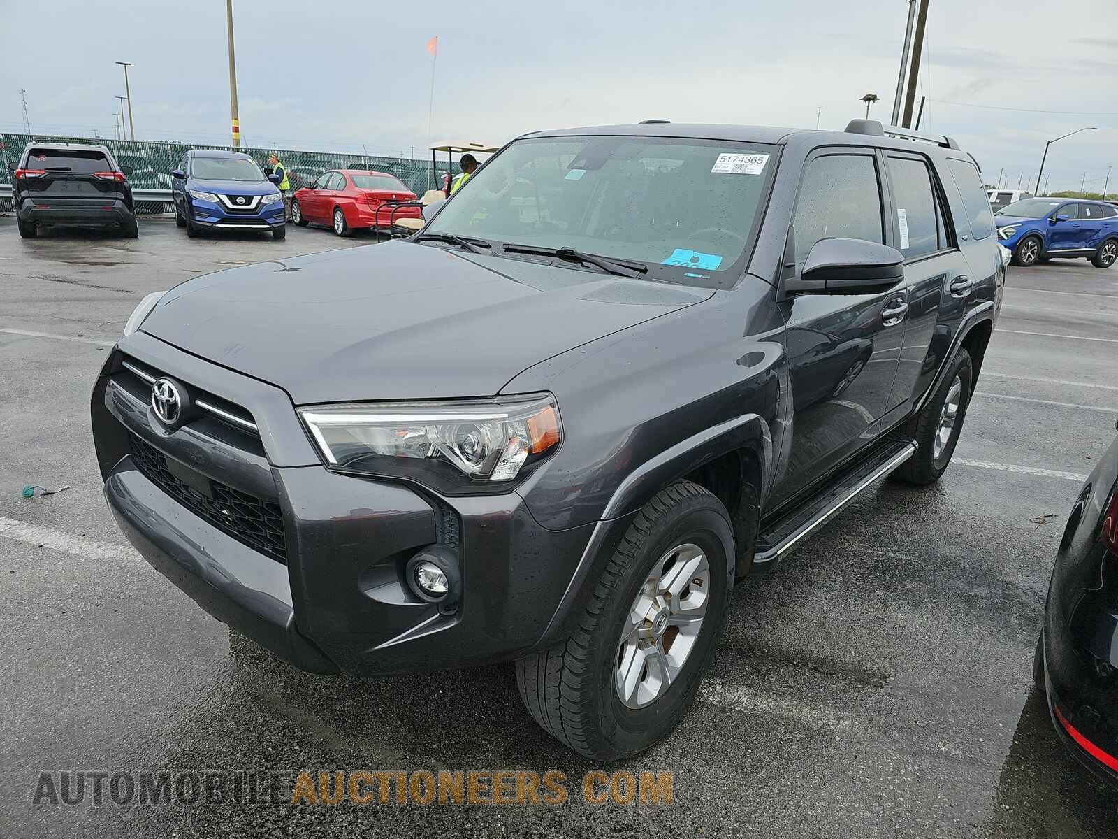 JTEMU5JR9M5863397 Toyota 4Runner 2021