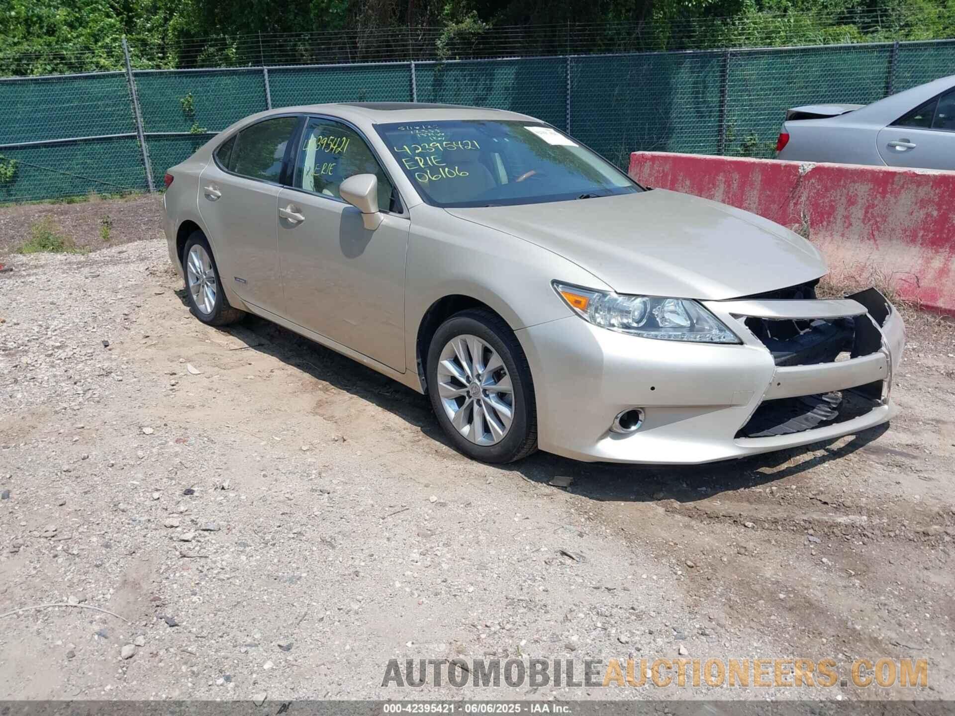JTHBW1GG5E2047180 LEXUS ES 300H 2014