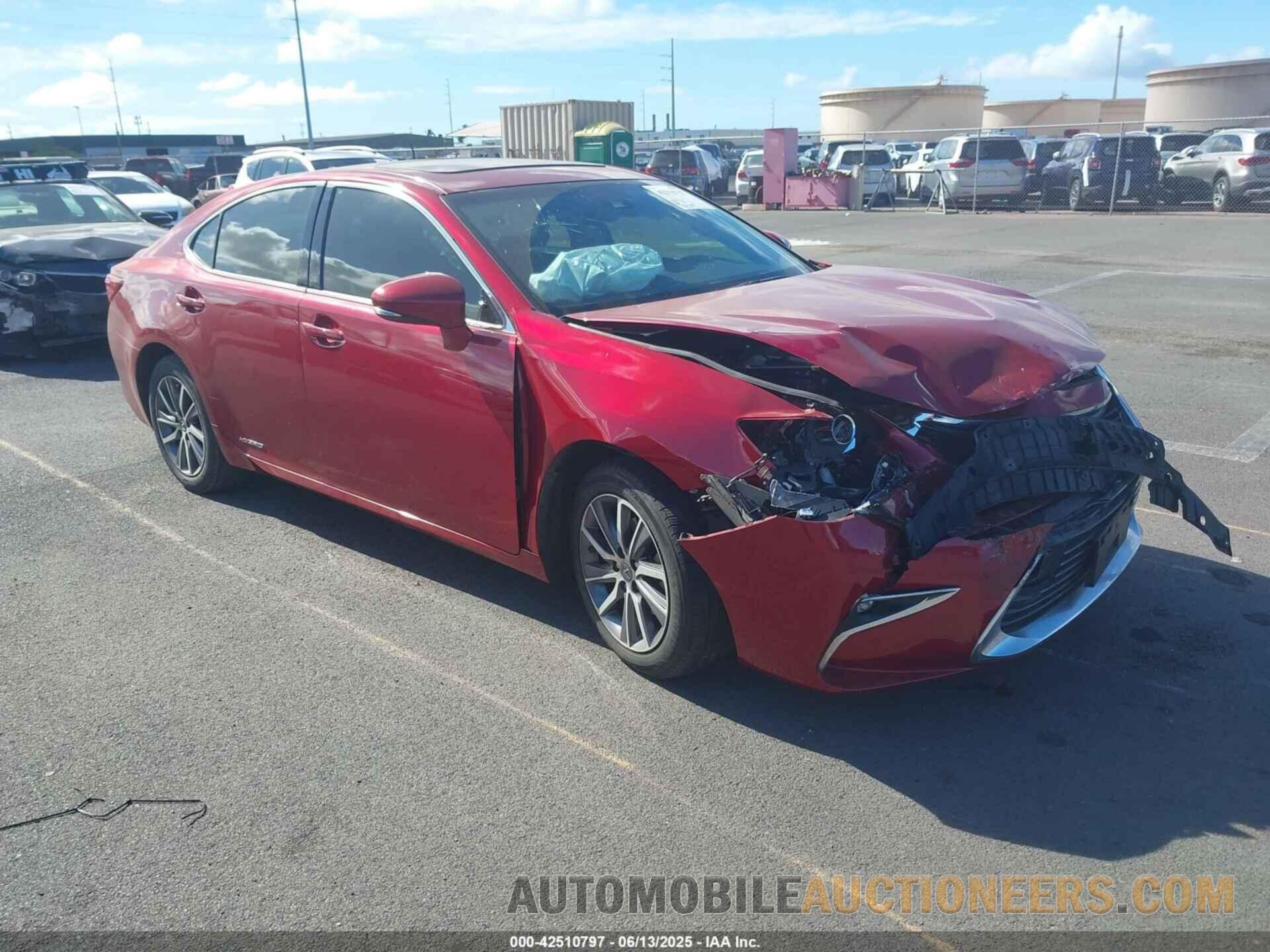 JTHBW1GG8J2174600 LEXUS ES 300H 2018