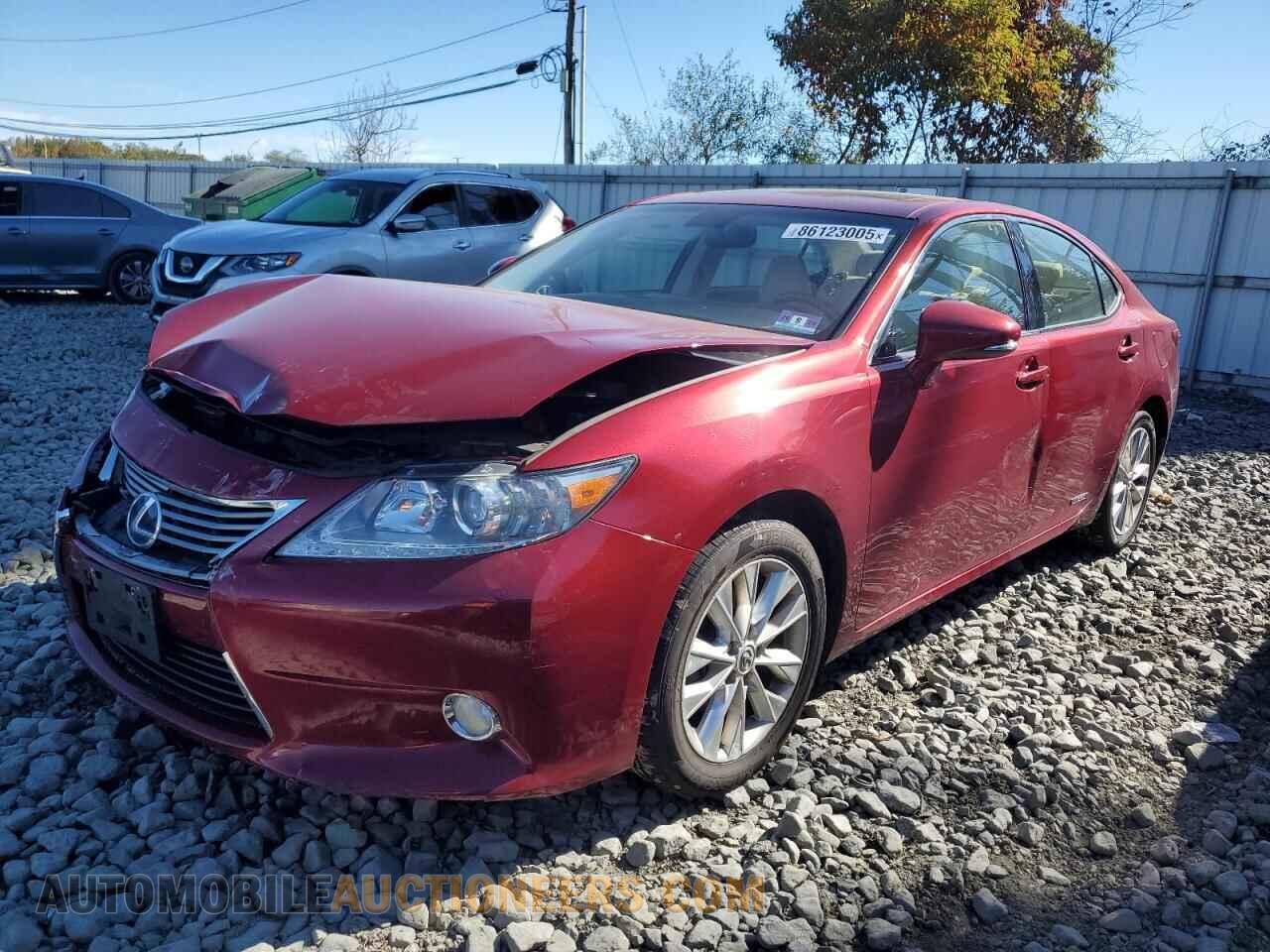 JTHBW1GGXD2024959 LEXUS ES300 2013