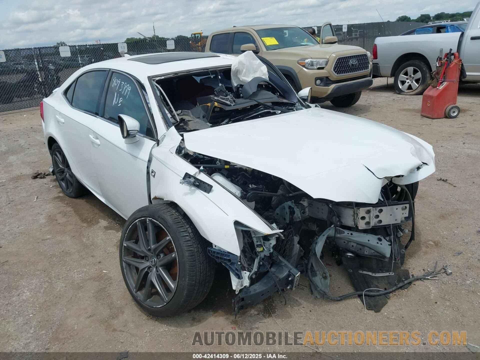 JTHBZ1D2XK5034161 LEXUS IS 350 2019