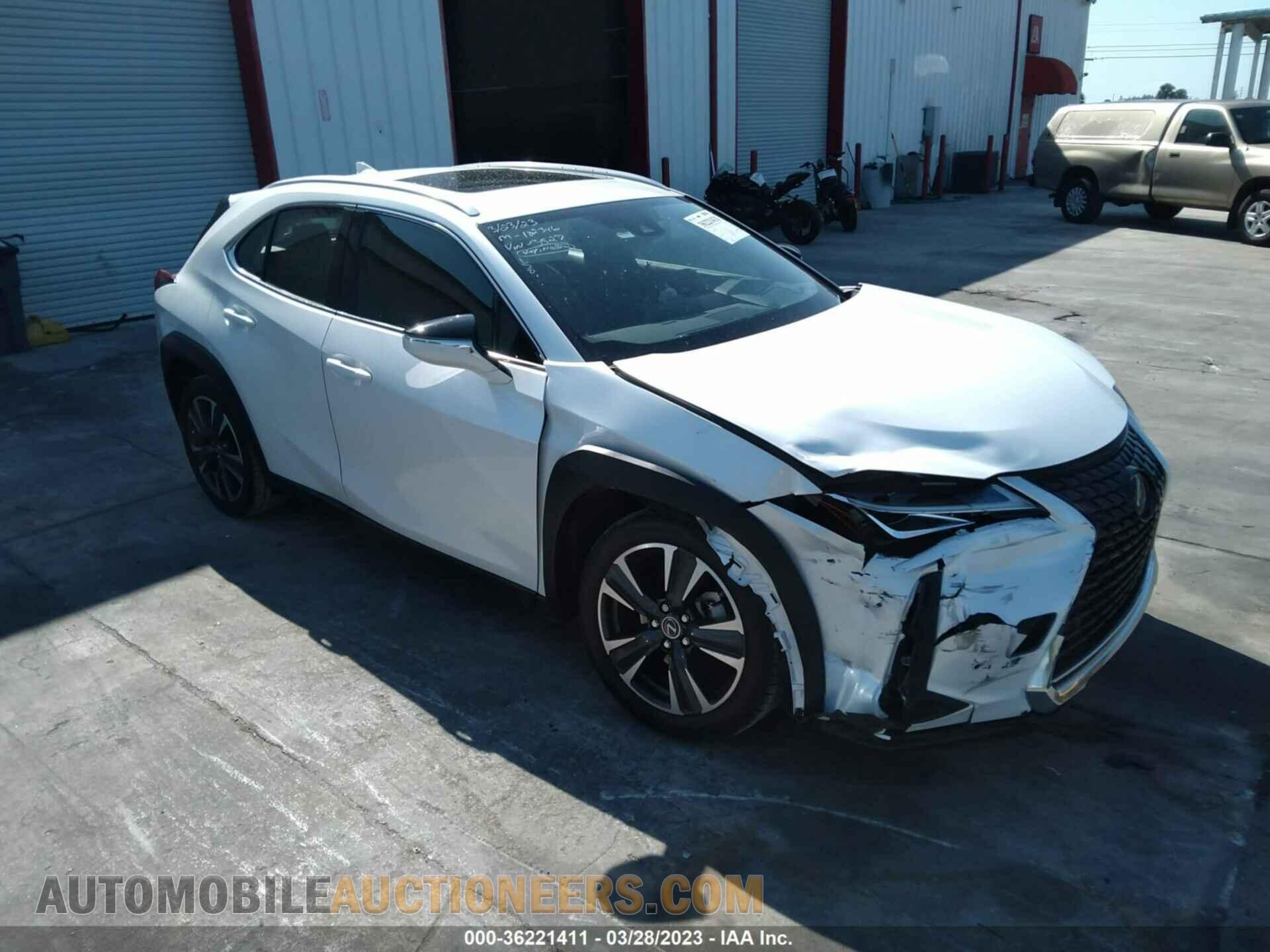 JTHP3JBH1M2043527 LEXUS UX 2021