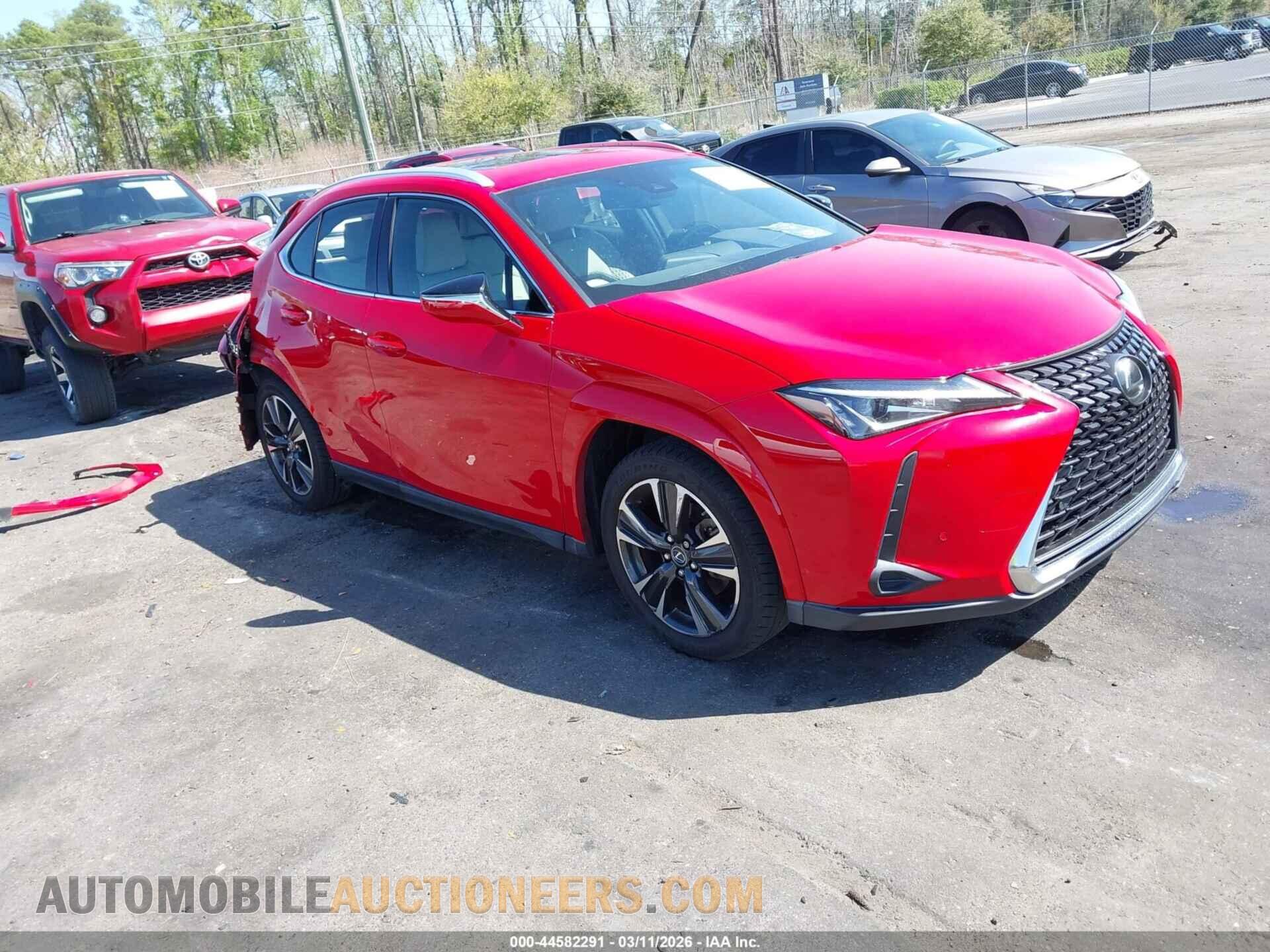 JTHP3JBH1N2049653 LEXUS UX 200 2022