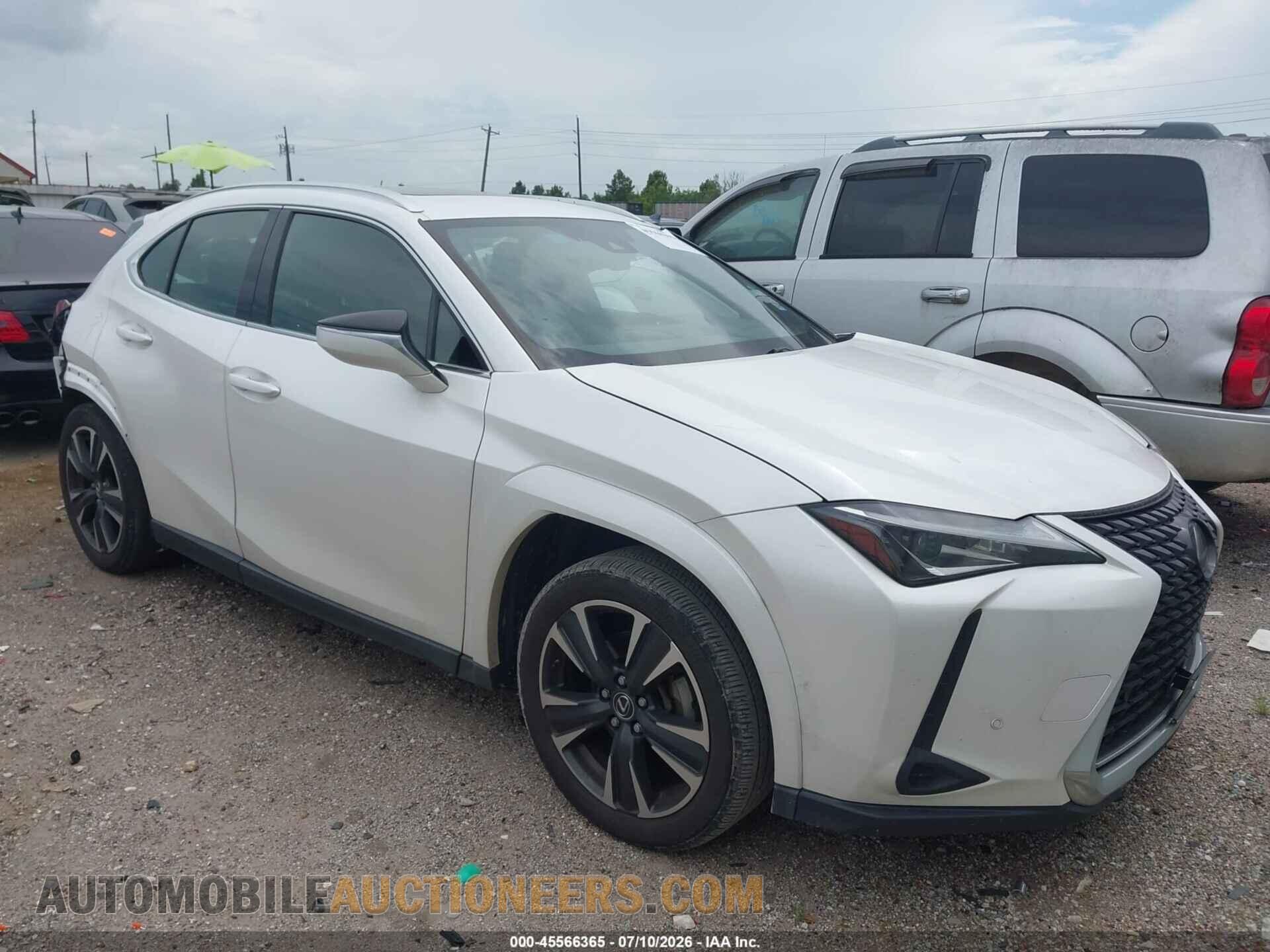 JTHP3JBH3N2049816 LEXUS UX 200 2022