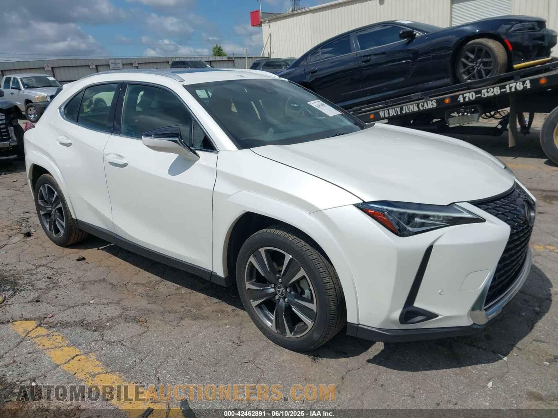 JTHP3JBH8N2055563 LEXUS UX 200 2022