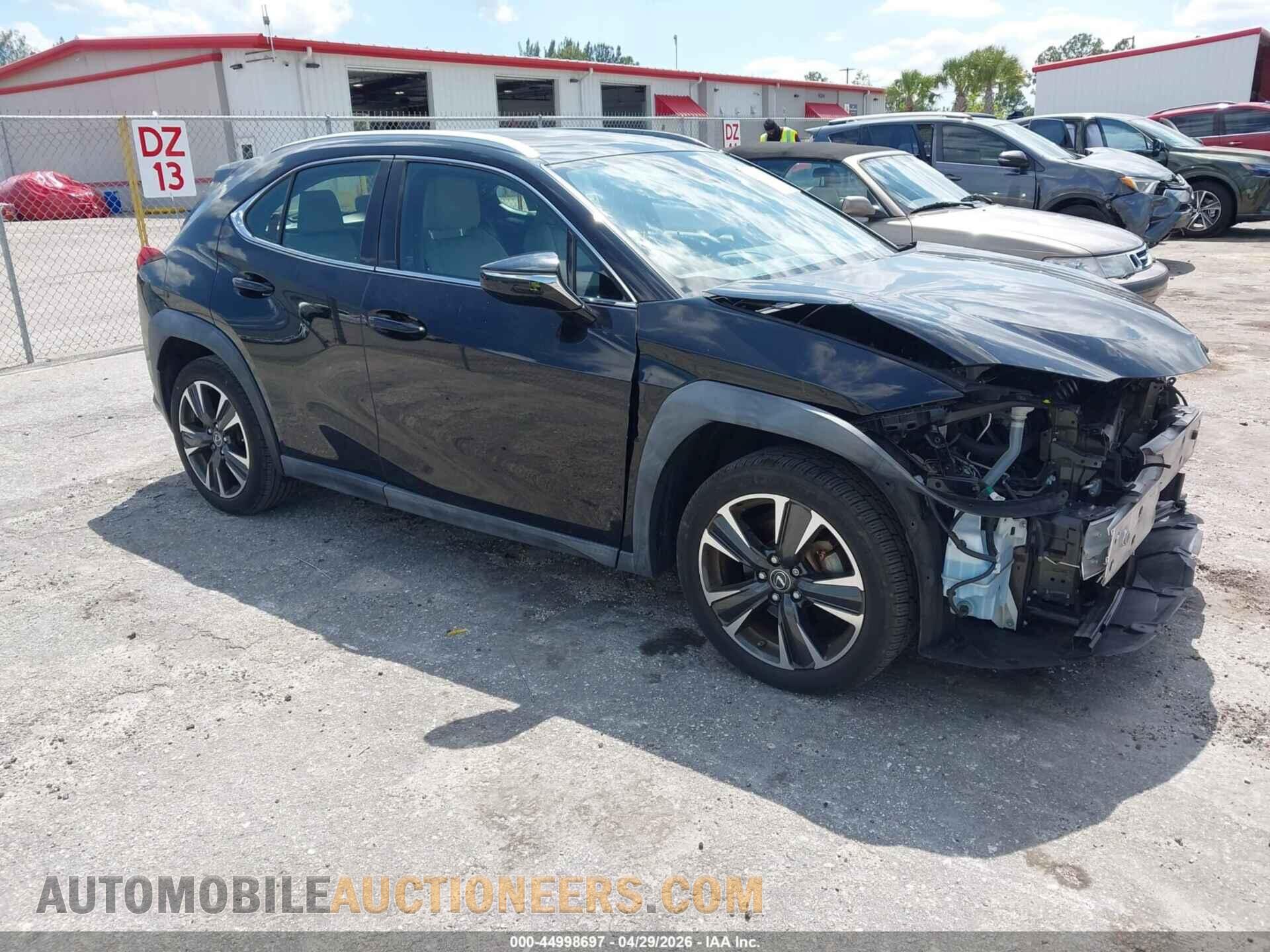 JTHP3JBHXL2022285 LEXUS UX 200 2020