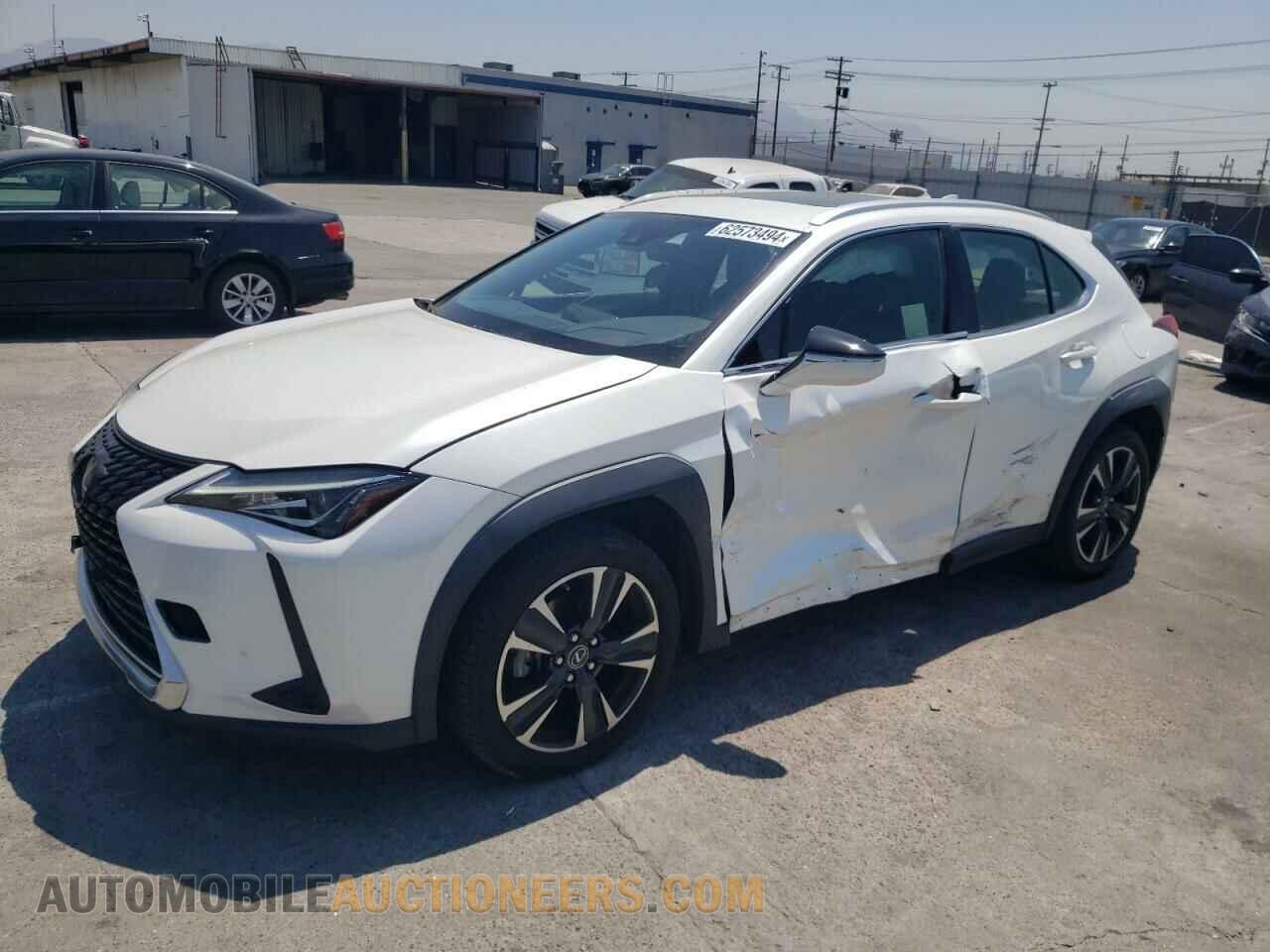 JTHX3JBH1L2024040 LEXUS UX 200 2020