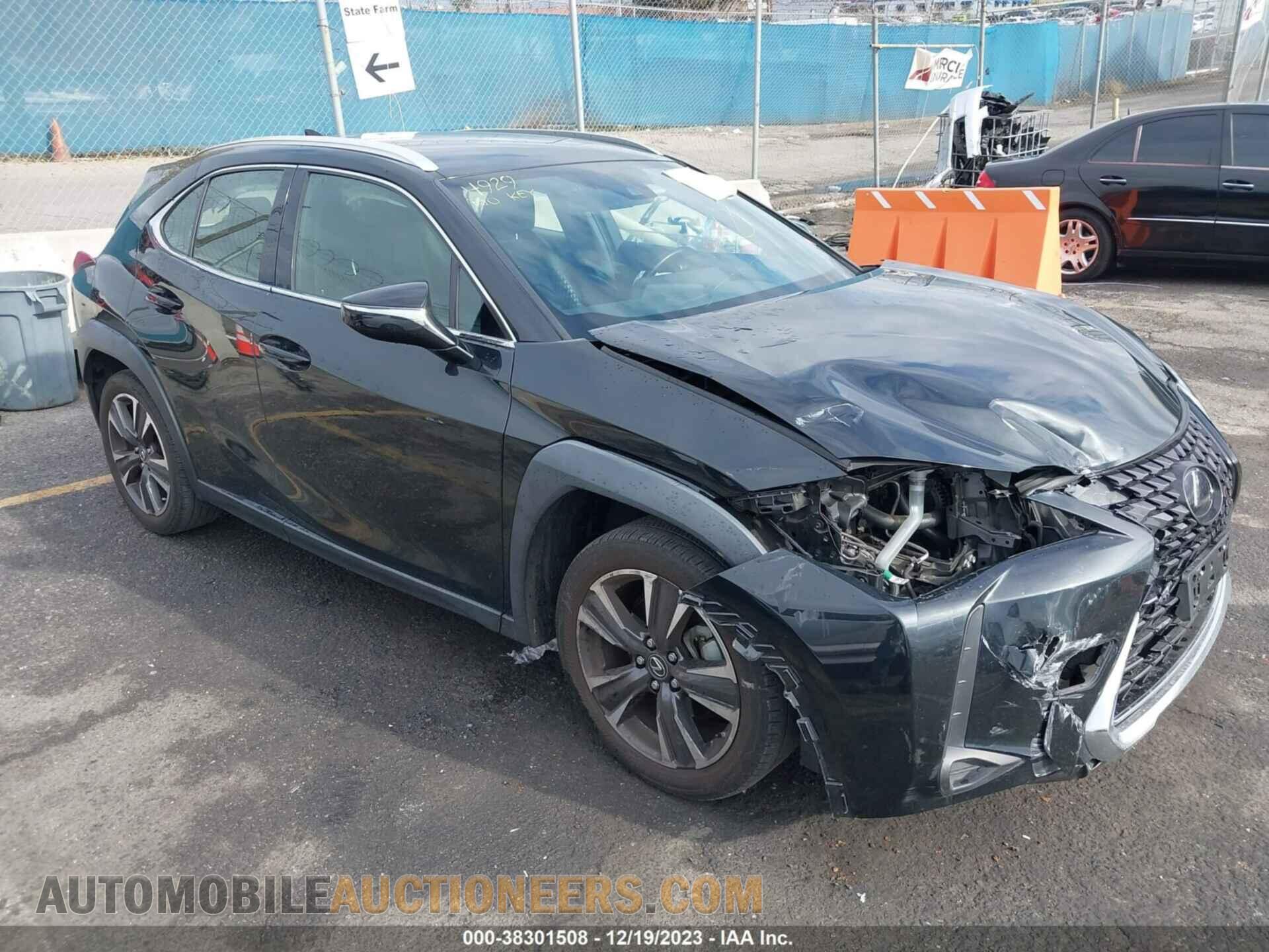 JTHX3JBH2L2030137 LEXUS UX 2020