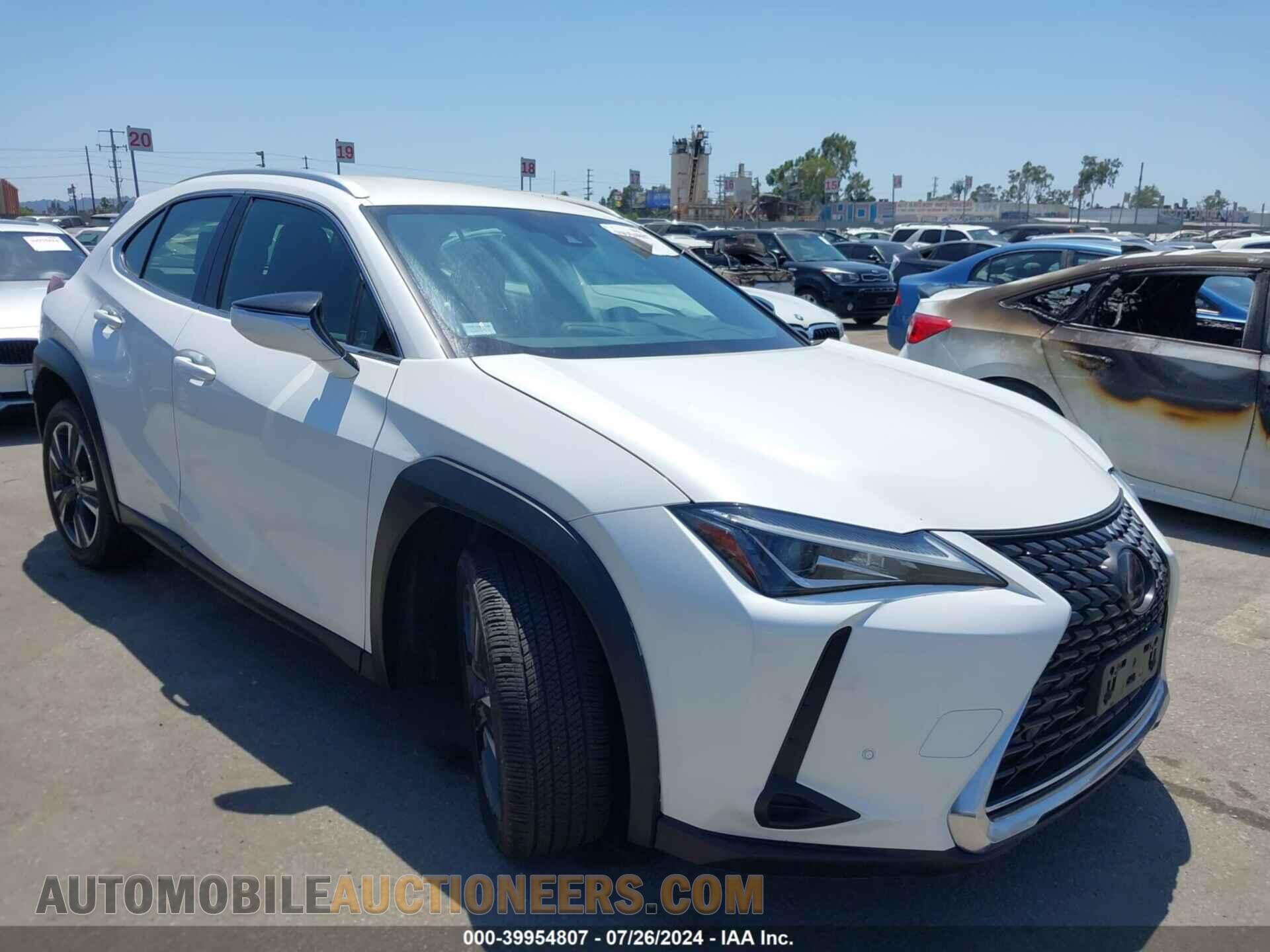 JTHX3JBH2M2035470 LEXUS UX 200 2021
