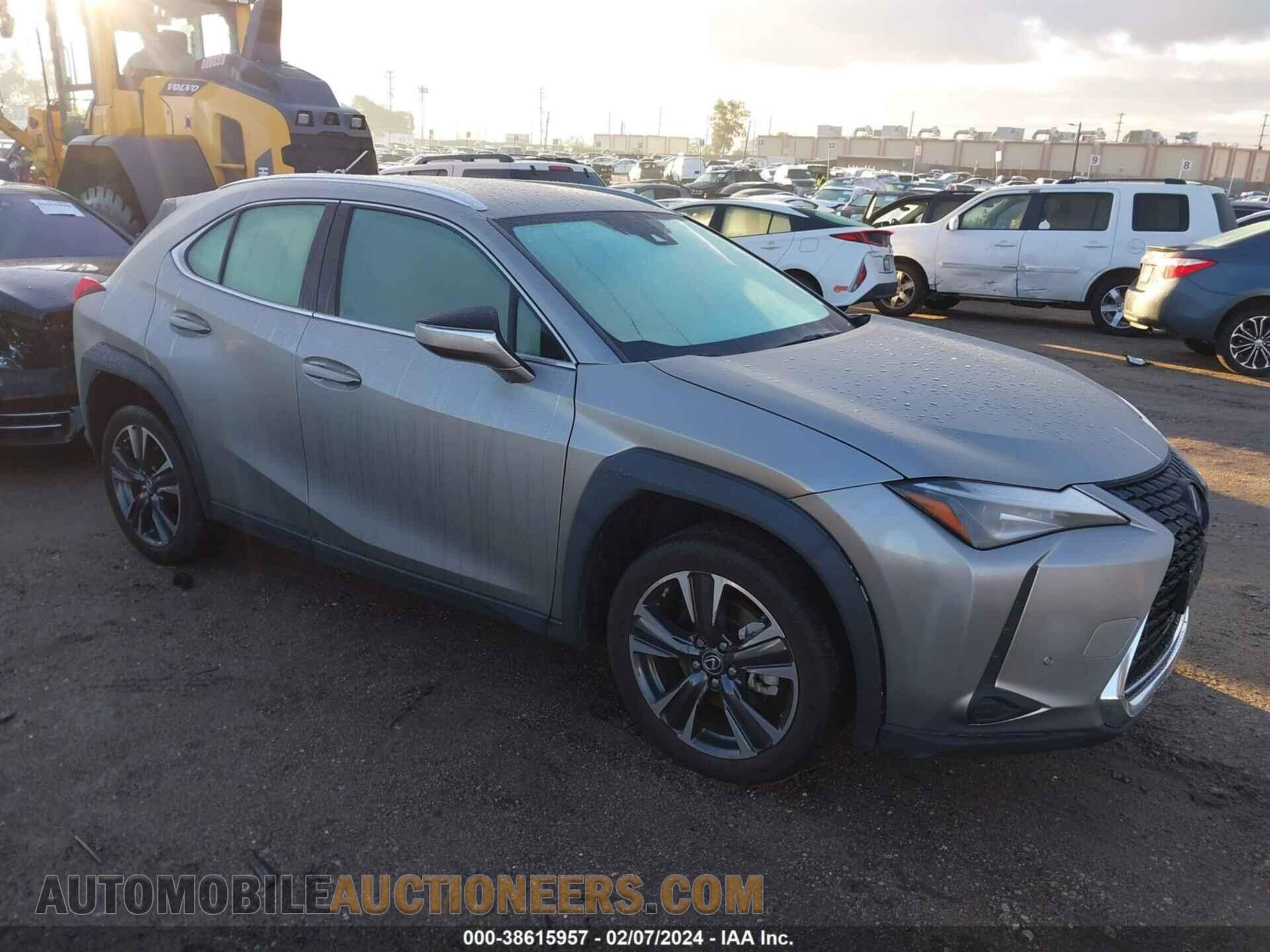 JTHX3JBH2M2036053 LEXUS UX 200 2021