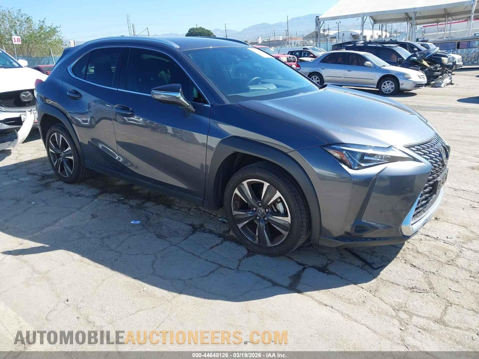 JTHX3JBH2N2046762 LEXUS UX 200 2022