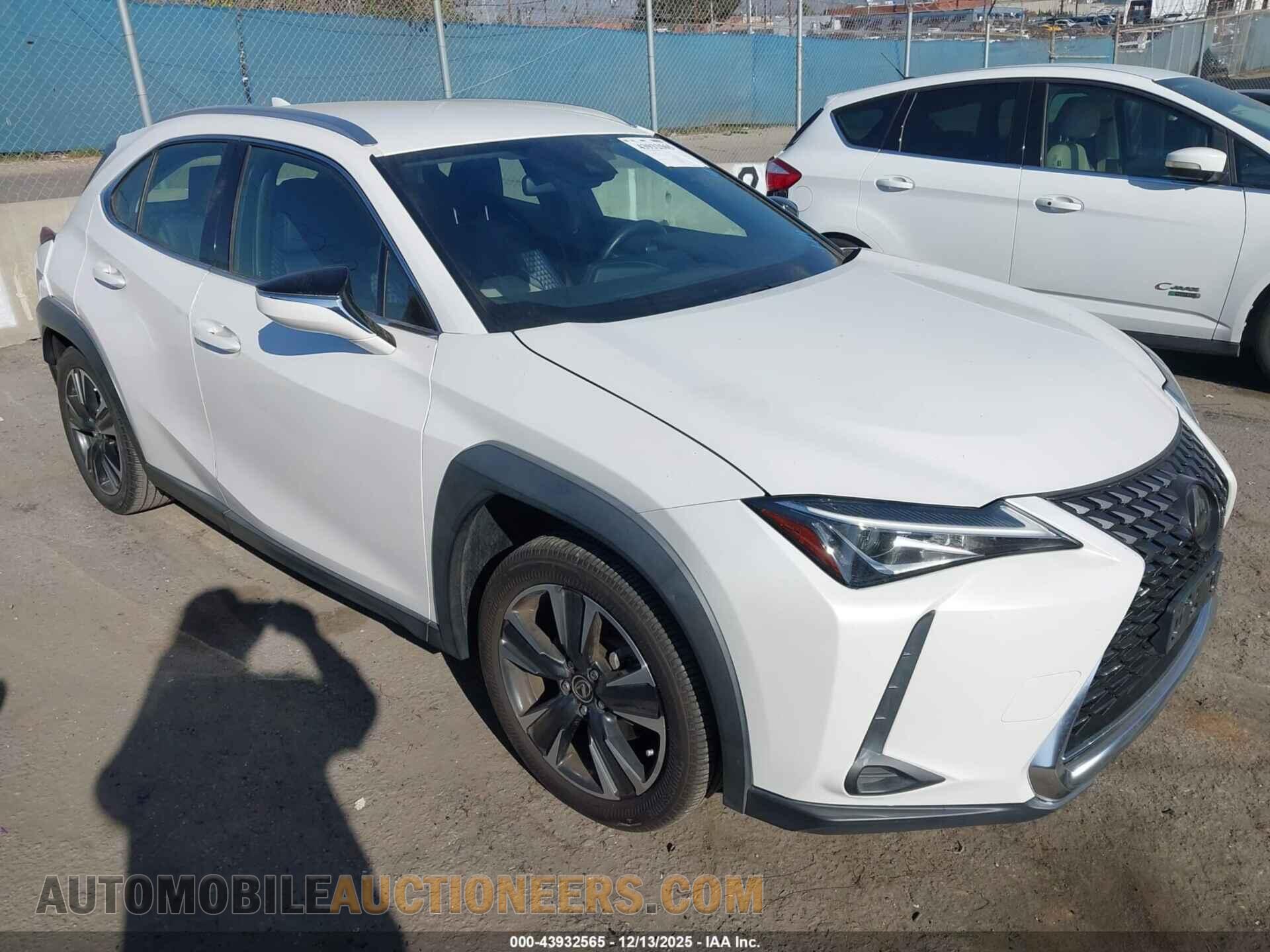 JTHX3JBH4L2031550 LEXUS UX 200 2020