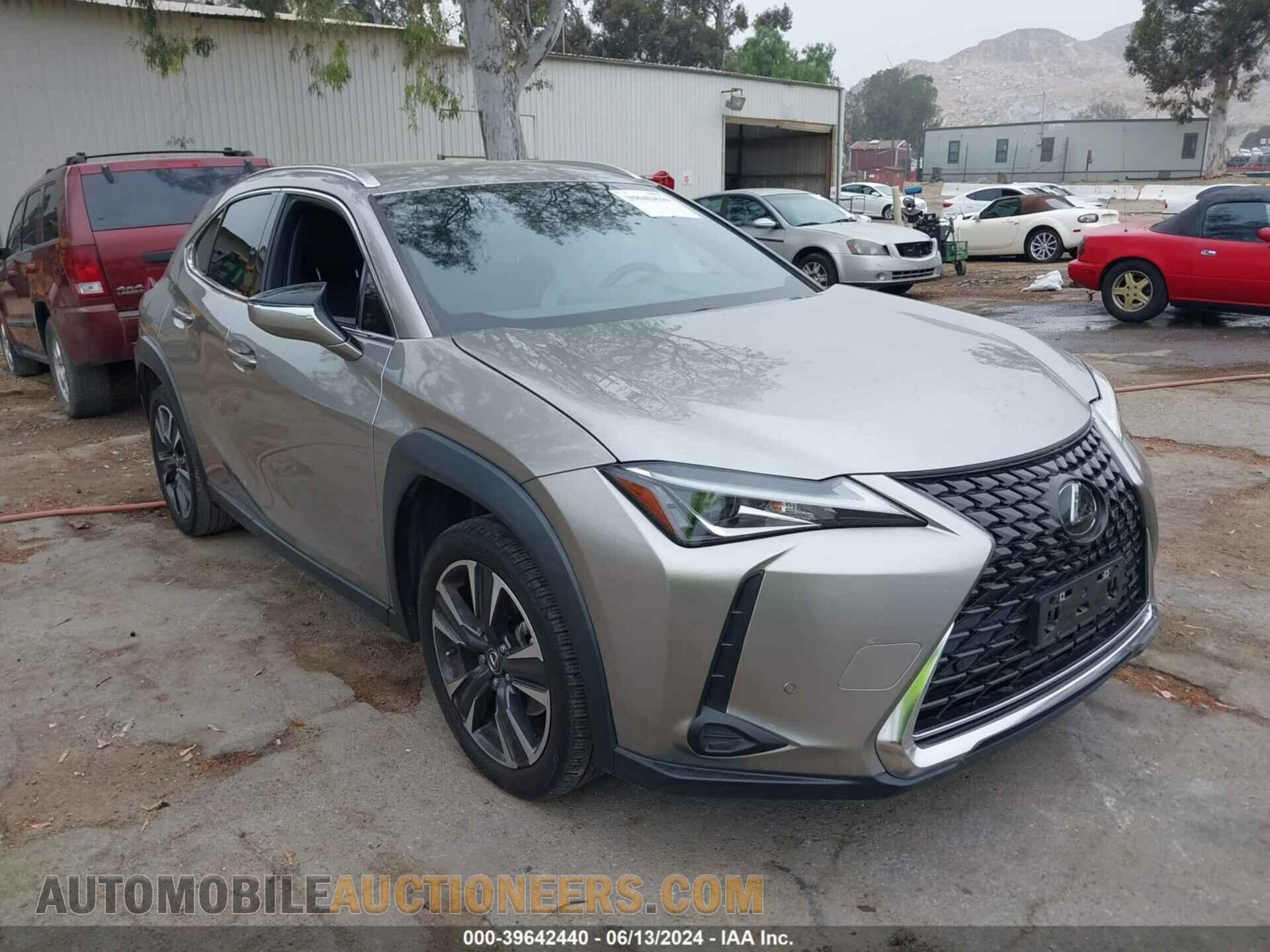 JTHX3JBH4M2043683 LEXUS UX 2021