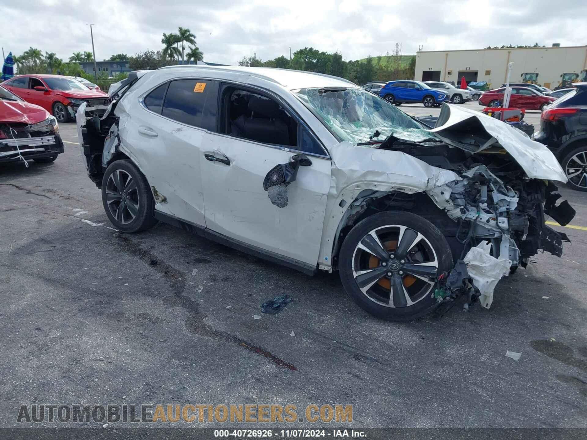 JTHX3JBH6L2024714 LEXUS UX 2020