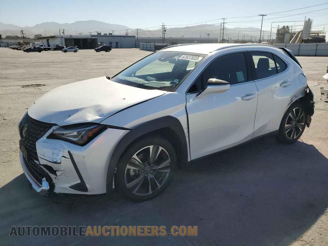 JTHX3JBH6M2034175 LEXUS UX 200 2021