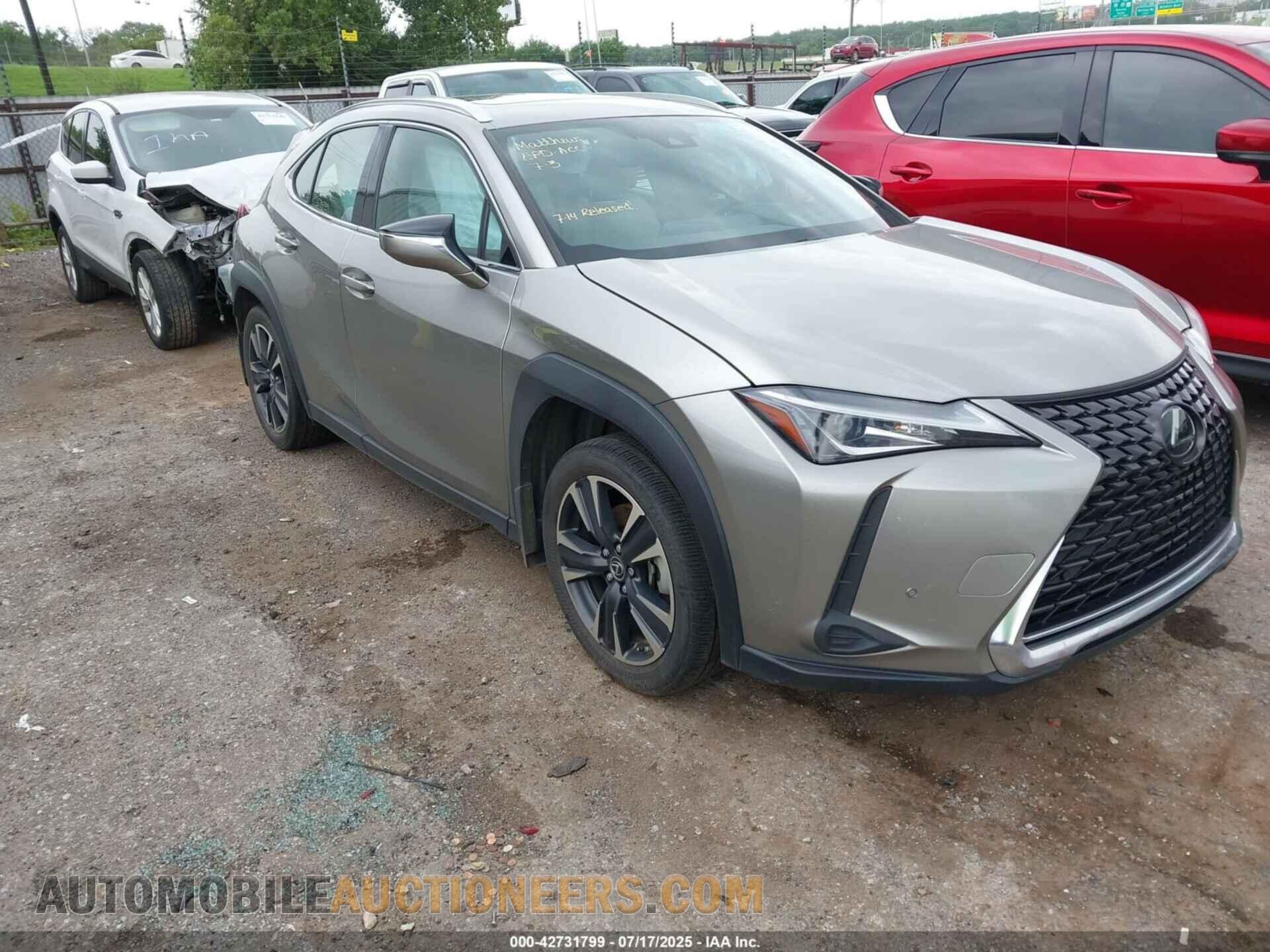 JTHX3JBH7N2051035 LEXUS UX 200 2022