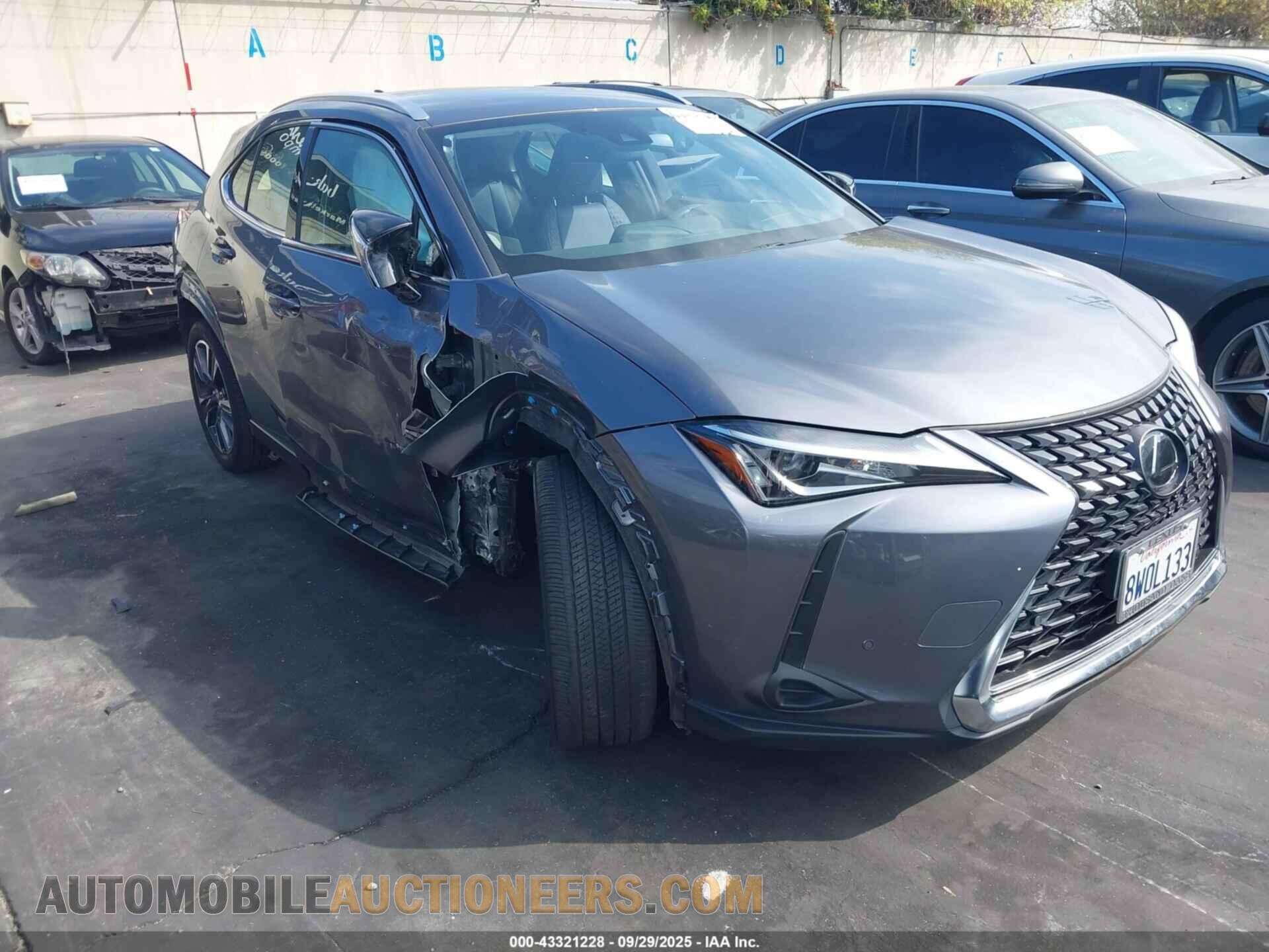 JTHX3JBH8M2038356 LEXUS UX 200 2021
