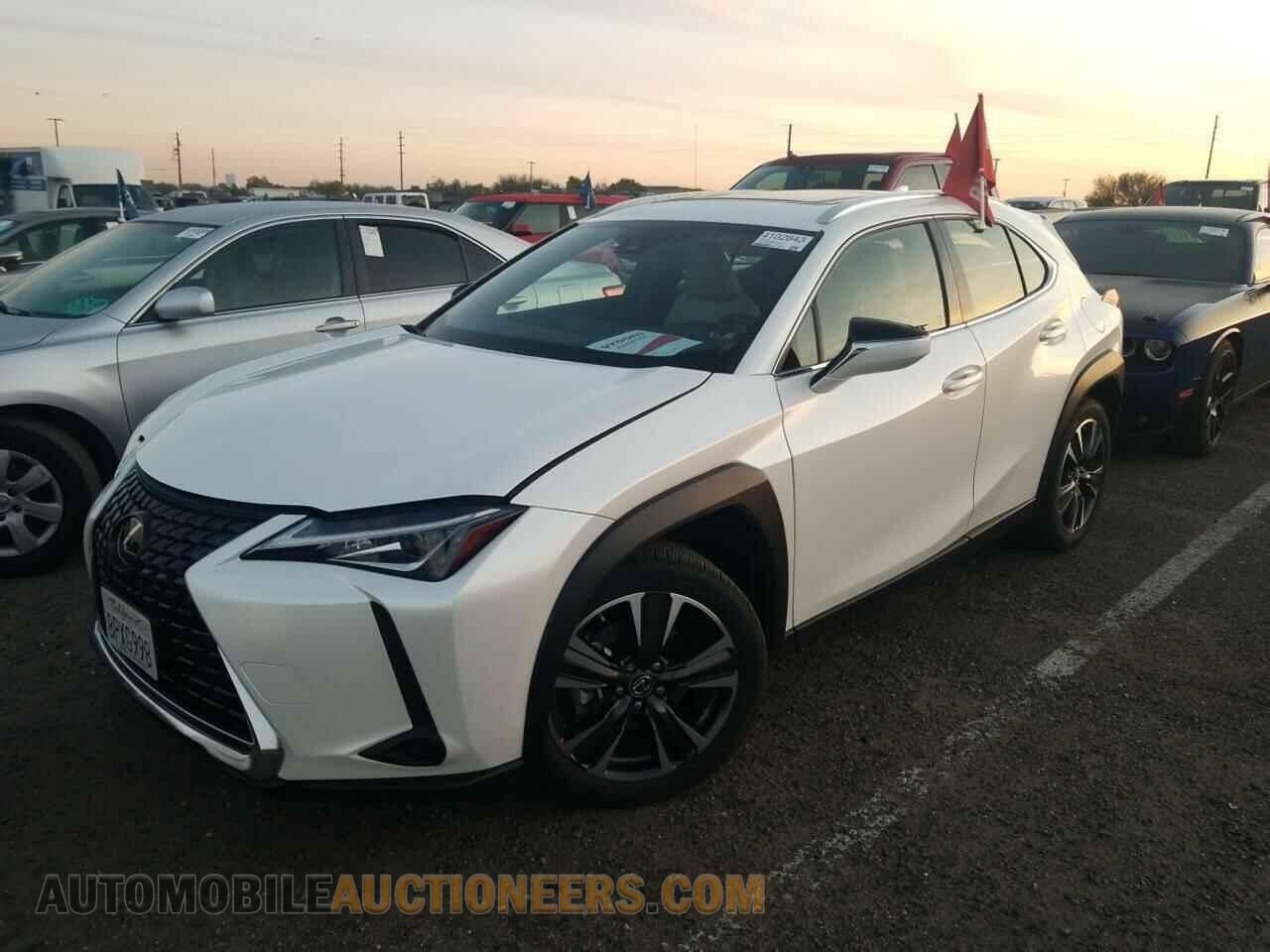 JTHX3JBH9L2024304 Lexus UX 2020