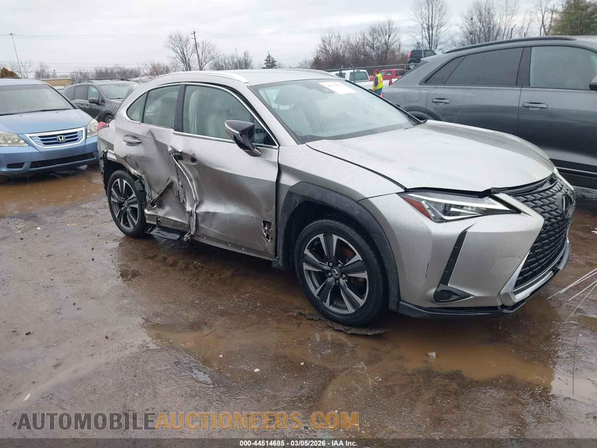 JTHX3JBH9L2031446 LEXUS UX 200 2020