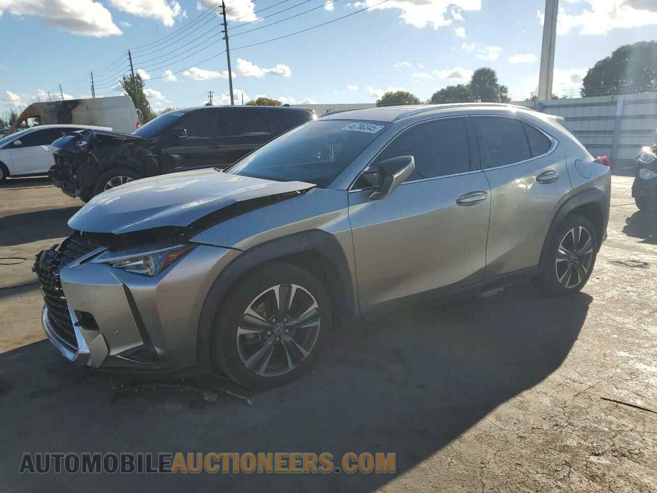 JTHY3JBH1K2001084 LEXUS UX 200 2019