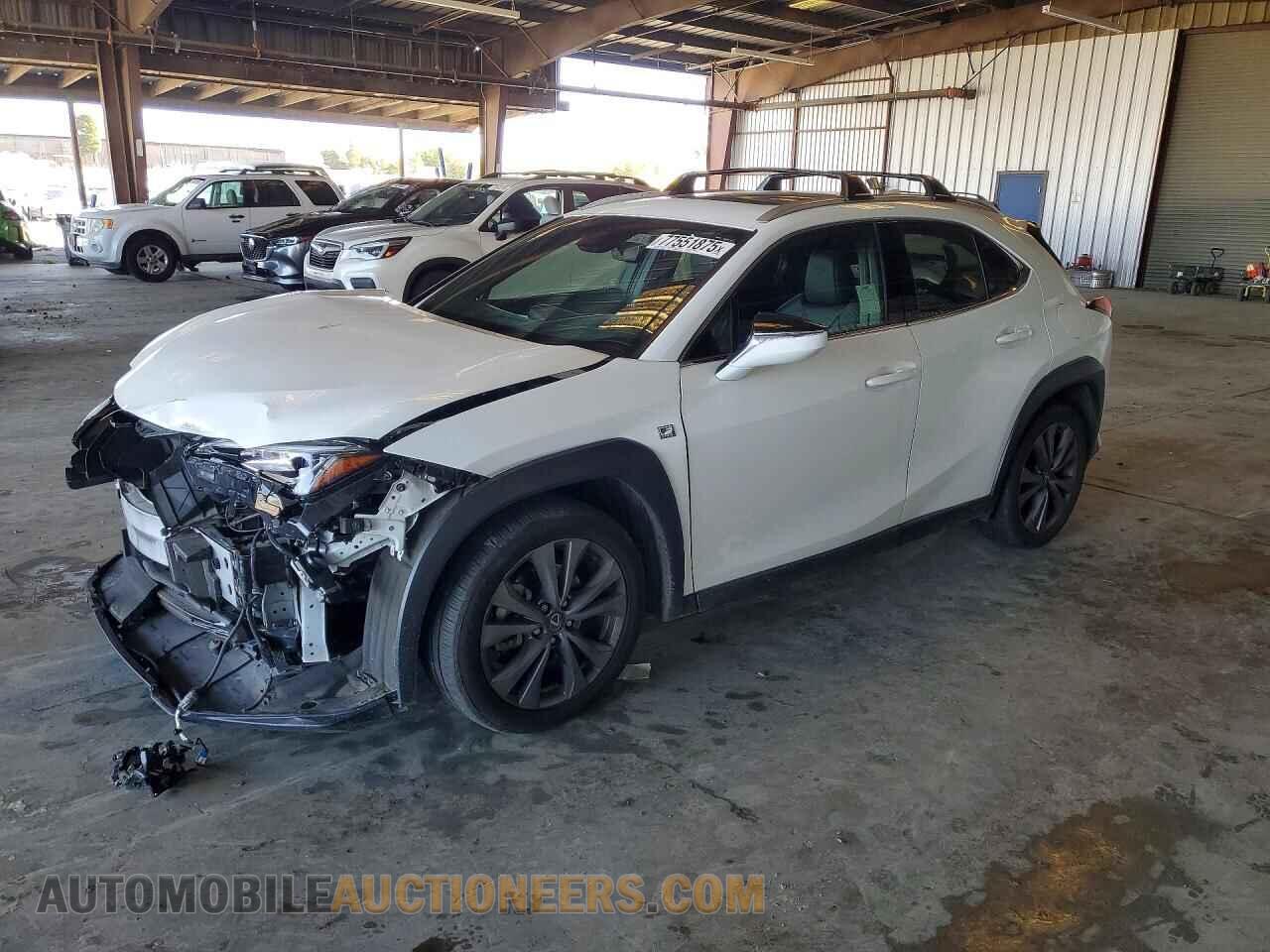 JTHY3JBH1K2008097 LEXUS UX 200 2019