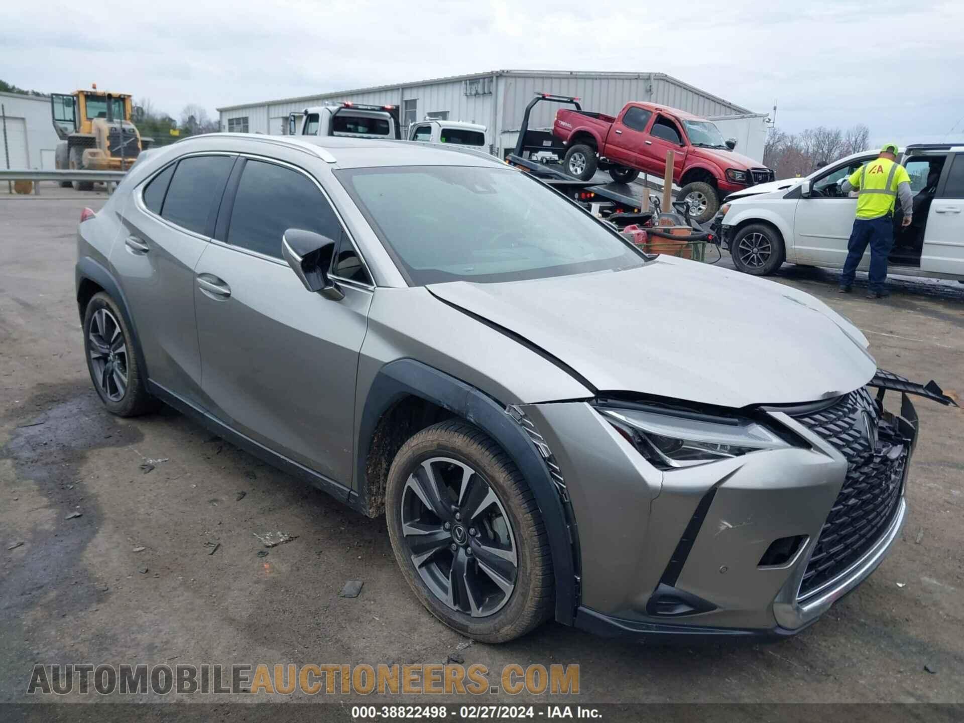 JTHY3JBH1K2015762 LEXUS UX 200 2019