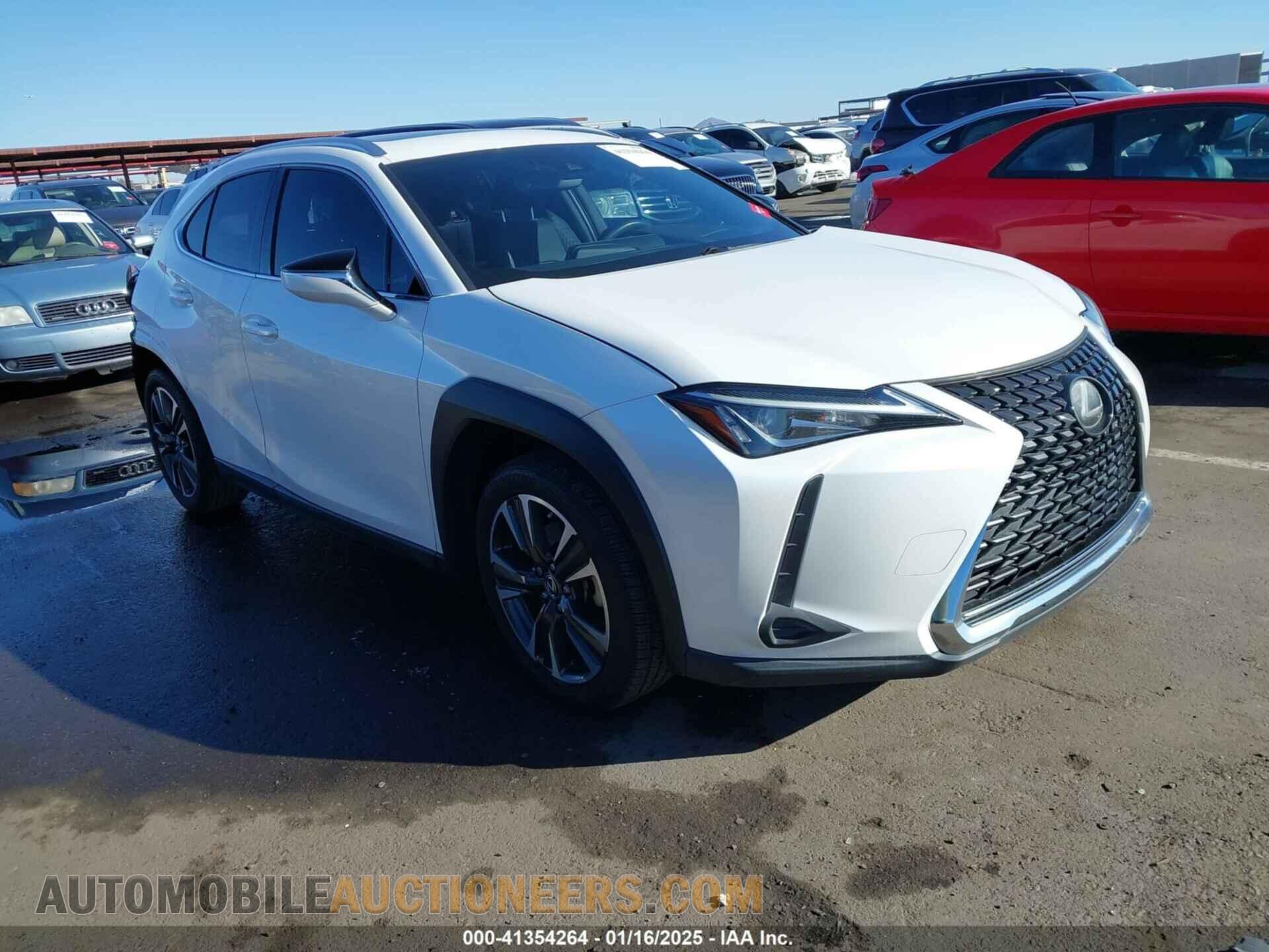 JTHY3JBH2K2006066 LEXUS UX 200 2019