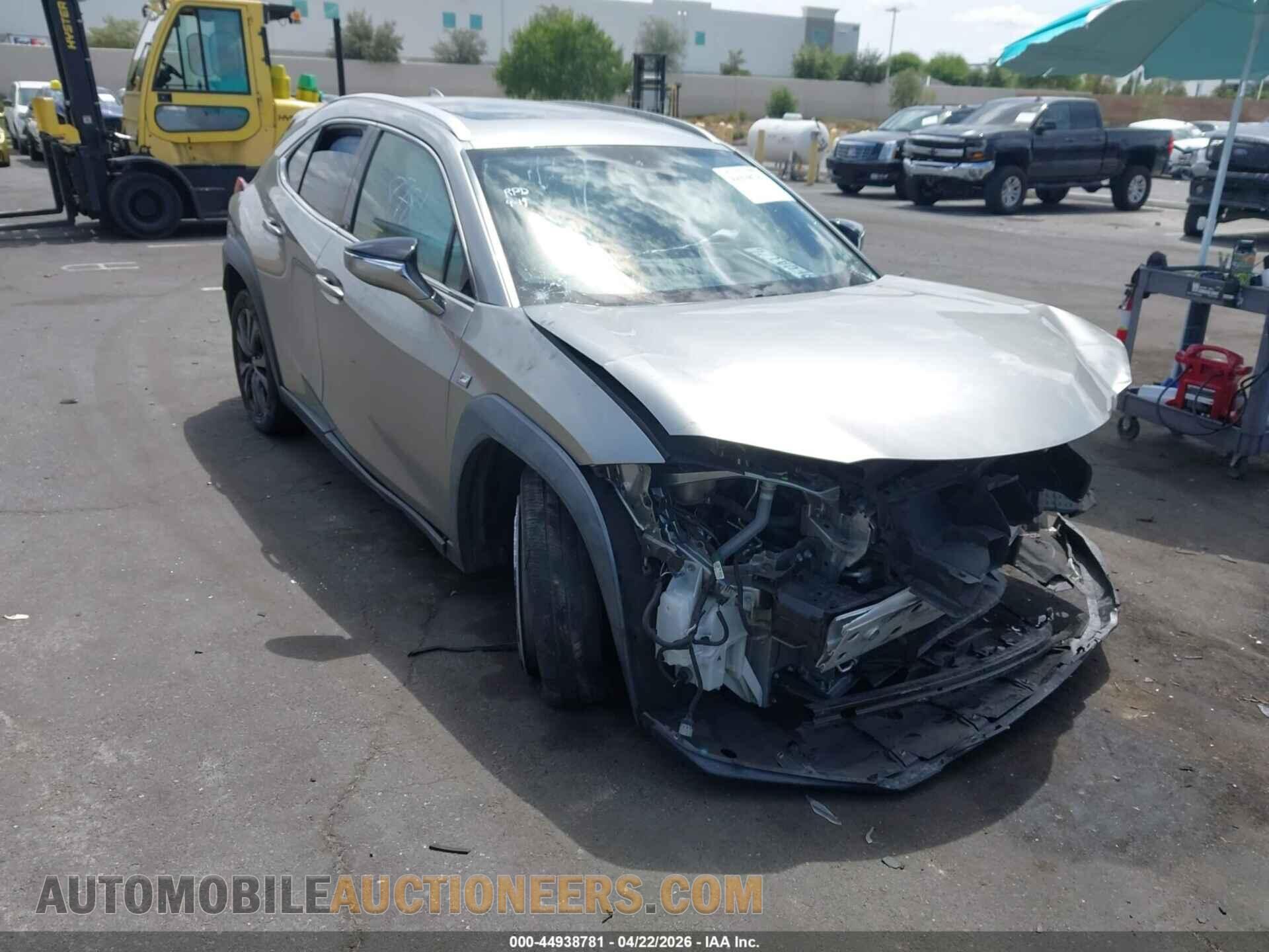 JTHY3JBH2K2014605 LEXUS UX 200 2019