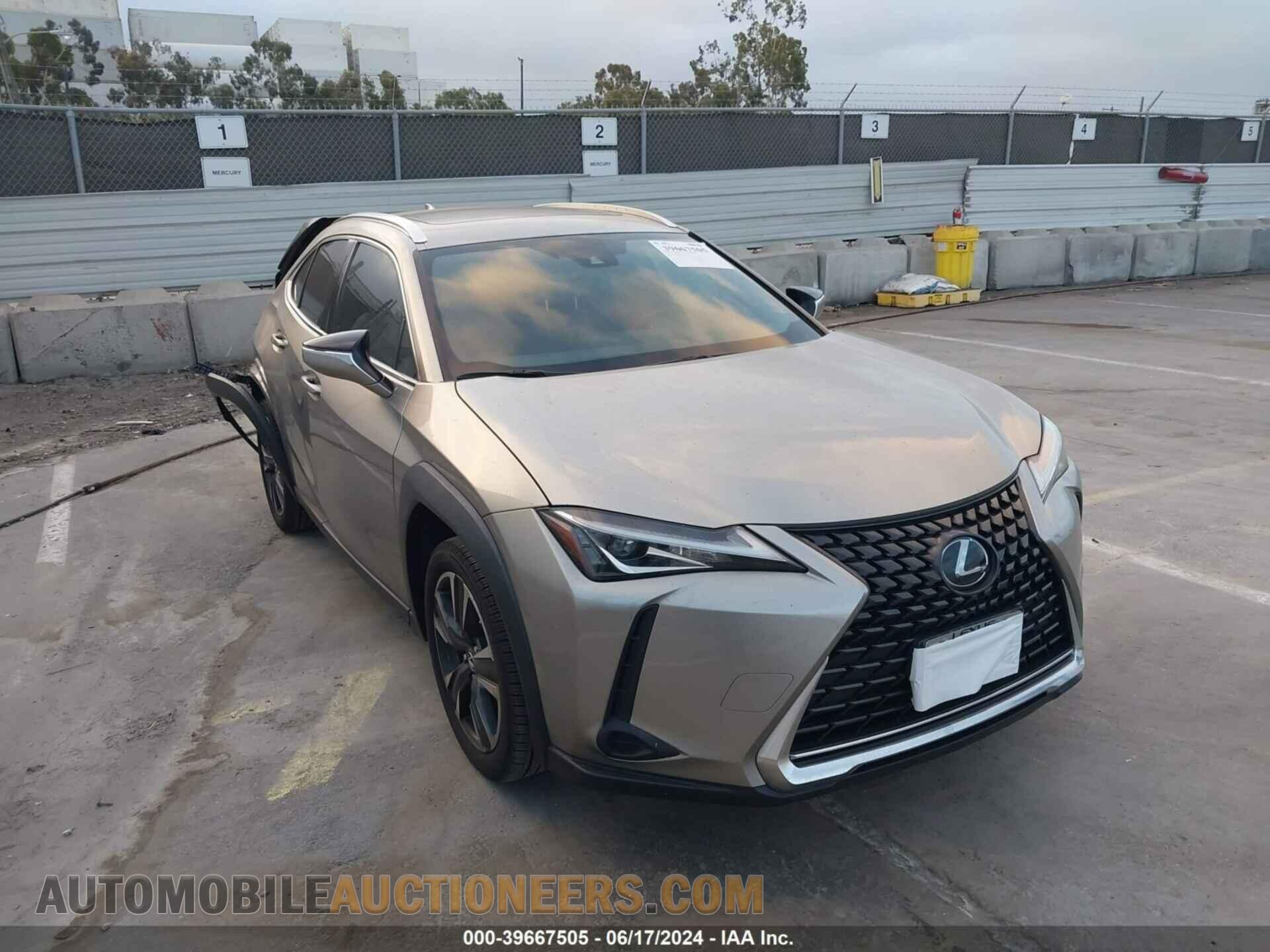 JTHY3JBH3K2003953 LEXUS UX 200 2019