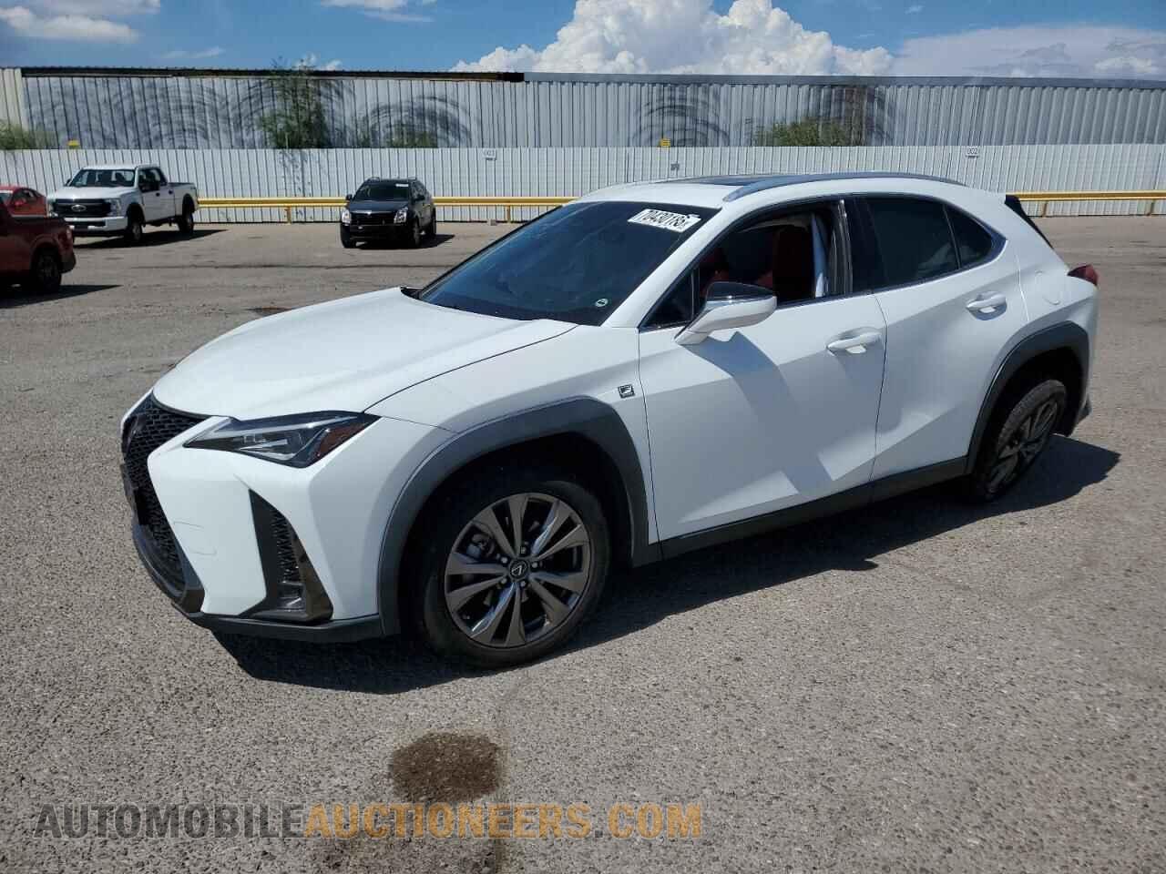 JTHY3JBH3K2005167 LEXUS UX 200 2019