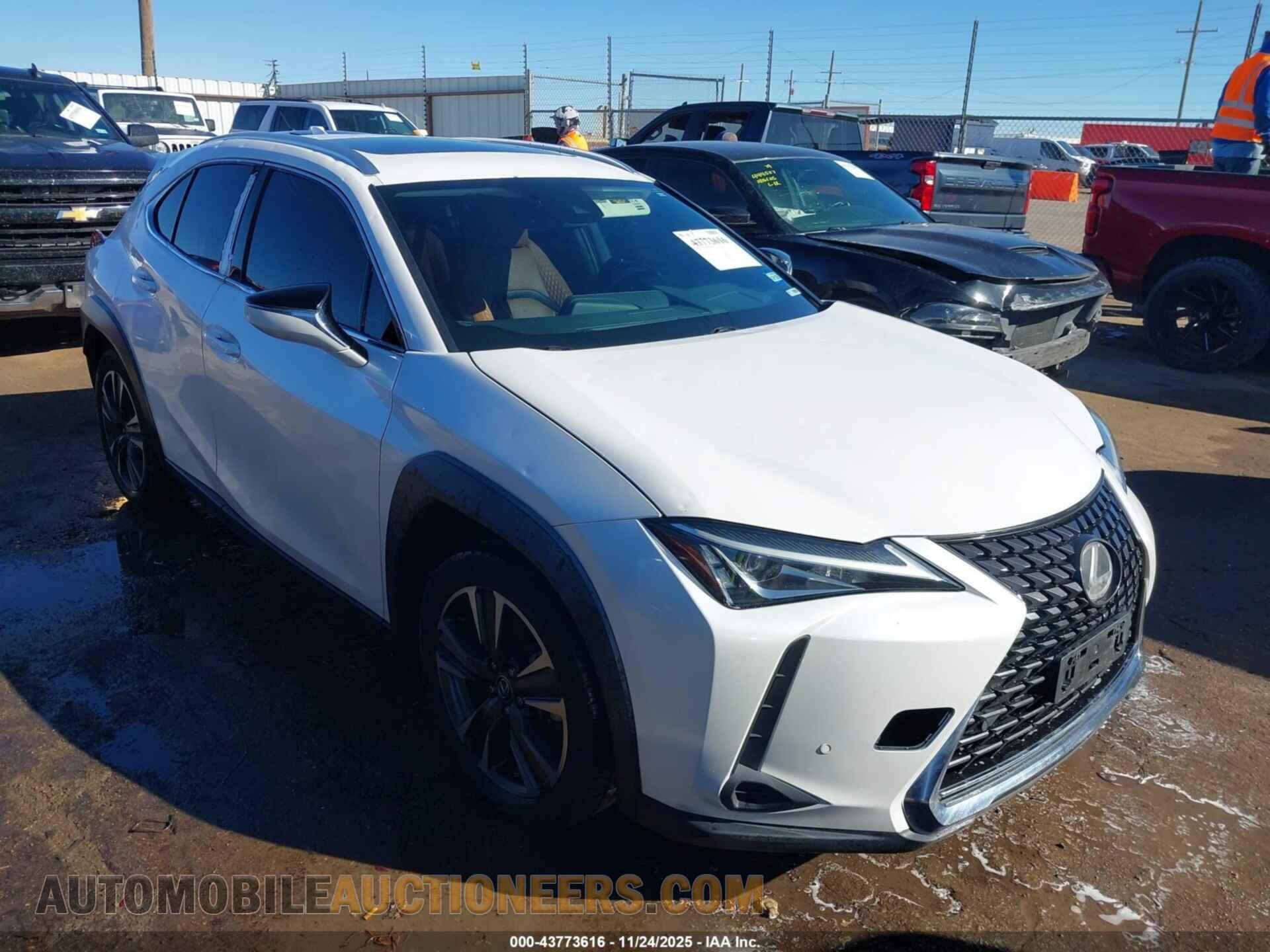 JTHY3JBH3K2012961 LEXUS UX 200 2019