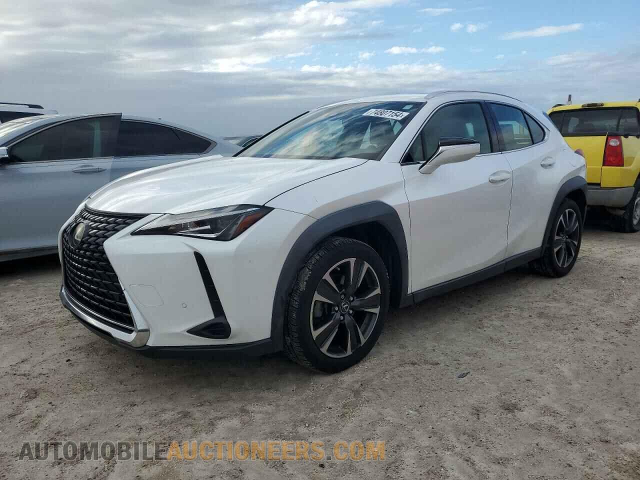 JTHY3JBH4K2012256 LEXUS UX 200 2019