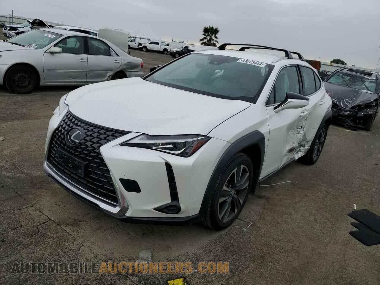 JTHY3JBH4K2012600 LEXUS UX 200 2019