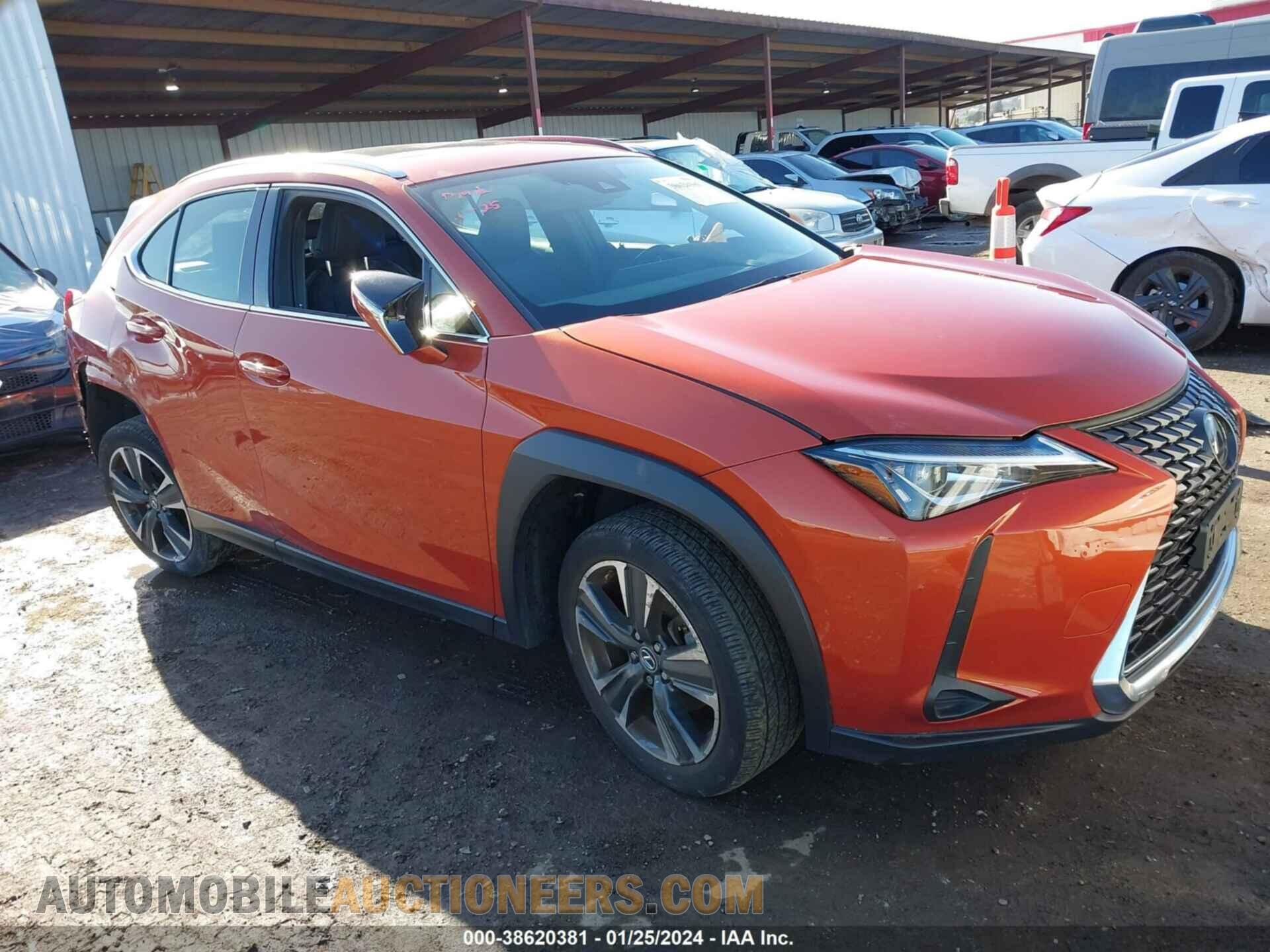 JTHY3JBH5K2000925 LEXUS UX 200 2019