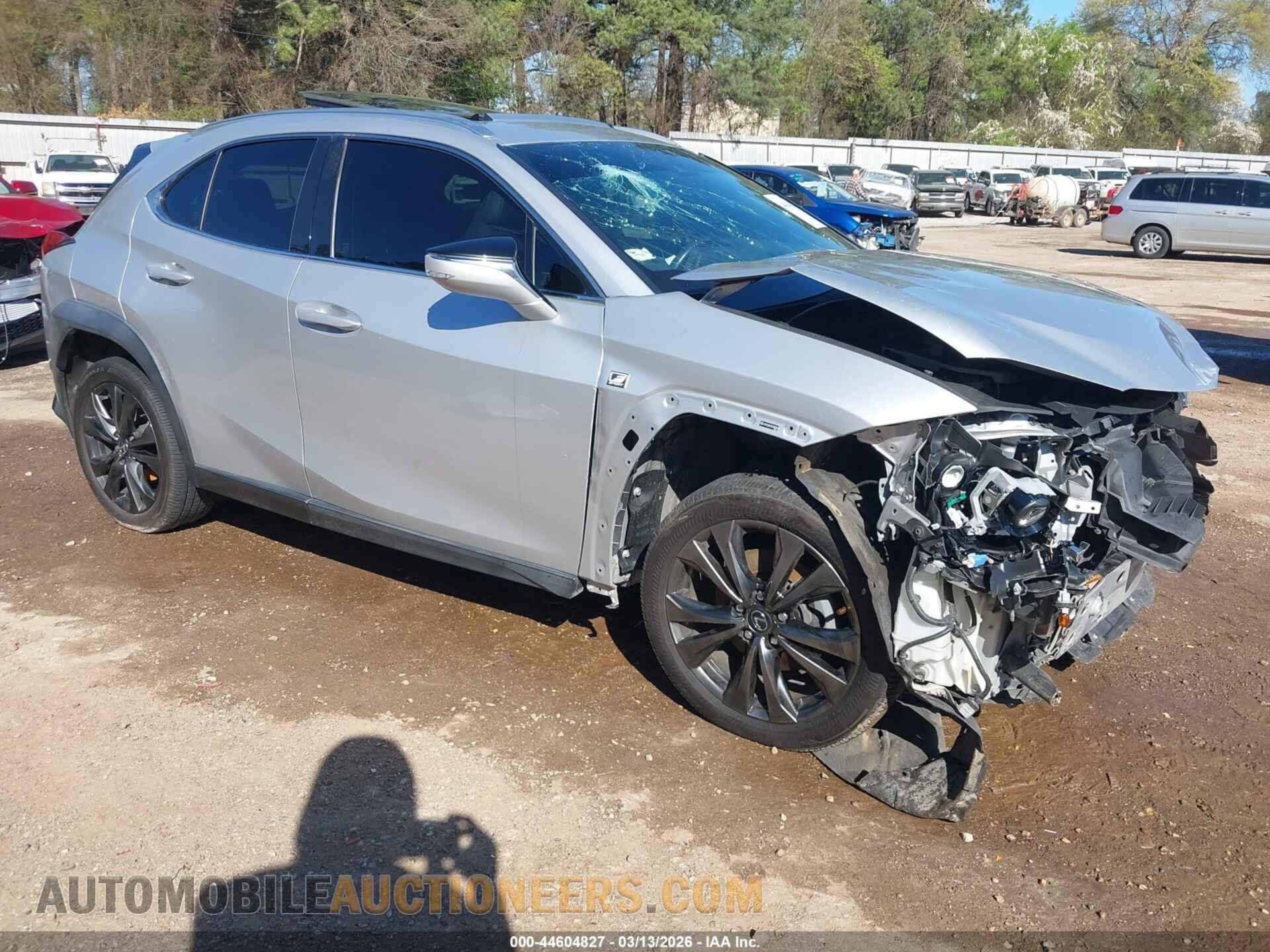JTHY3JBH7K2000909 LEXUS UX 200 2019