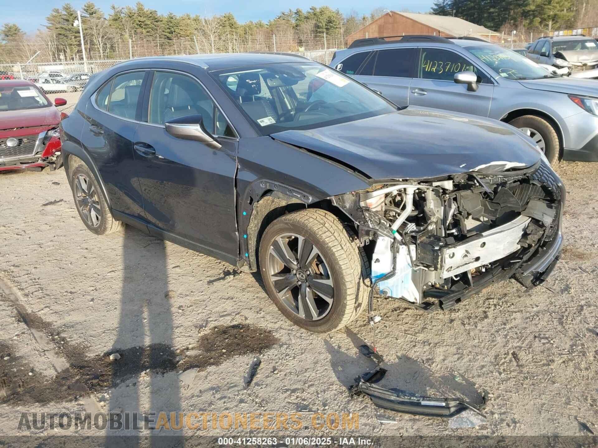 JTHY3JBHXK2000323 LEXUS UX 200 2019