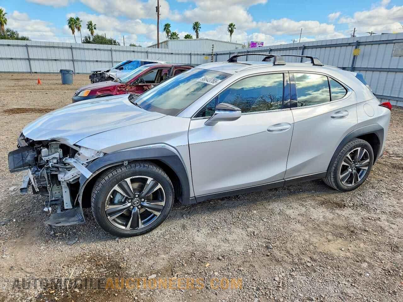 JTHY3JBHXK2019342 LEXUS UX 200 2019