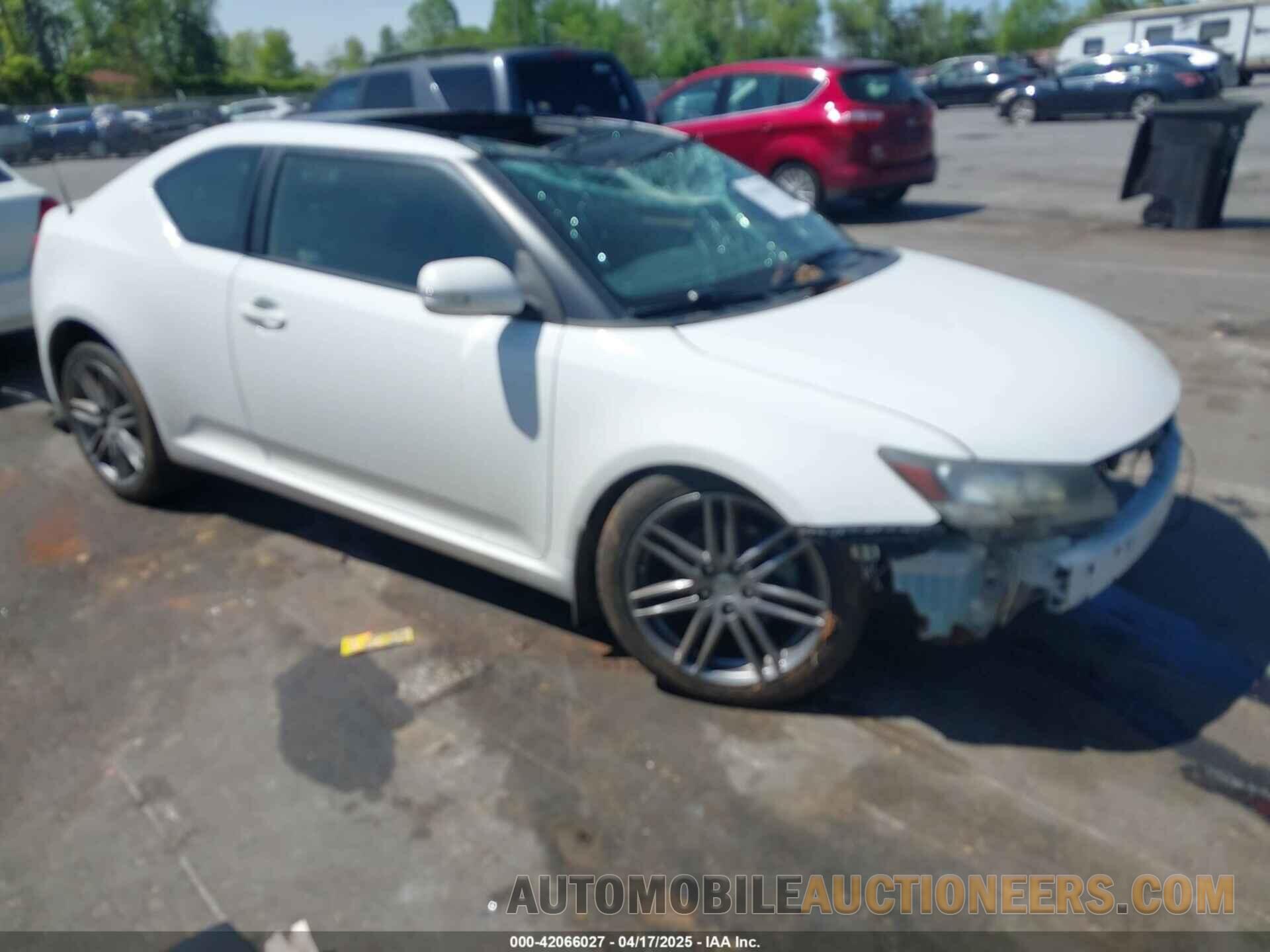 JTKJF5C78D3045855 SCION TC 2013